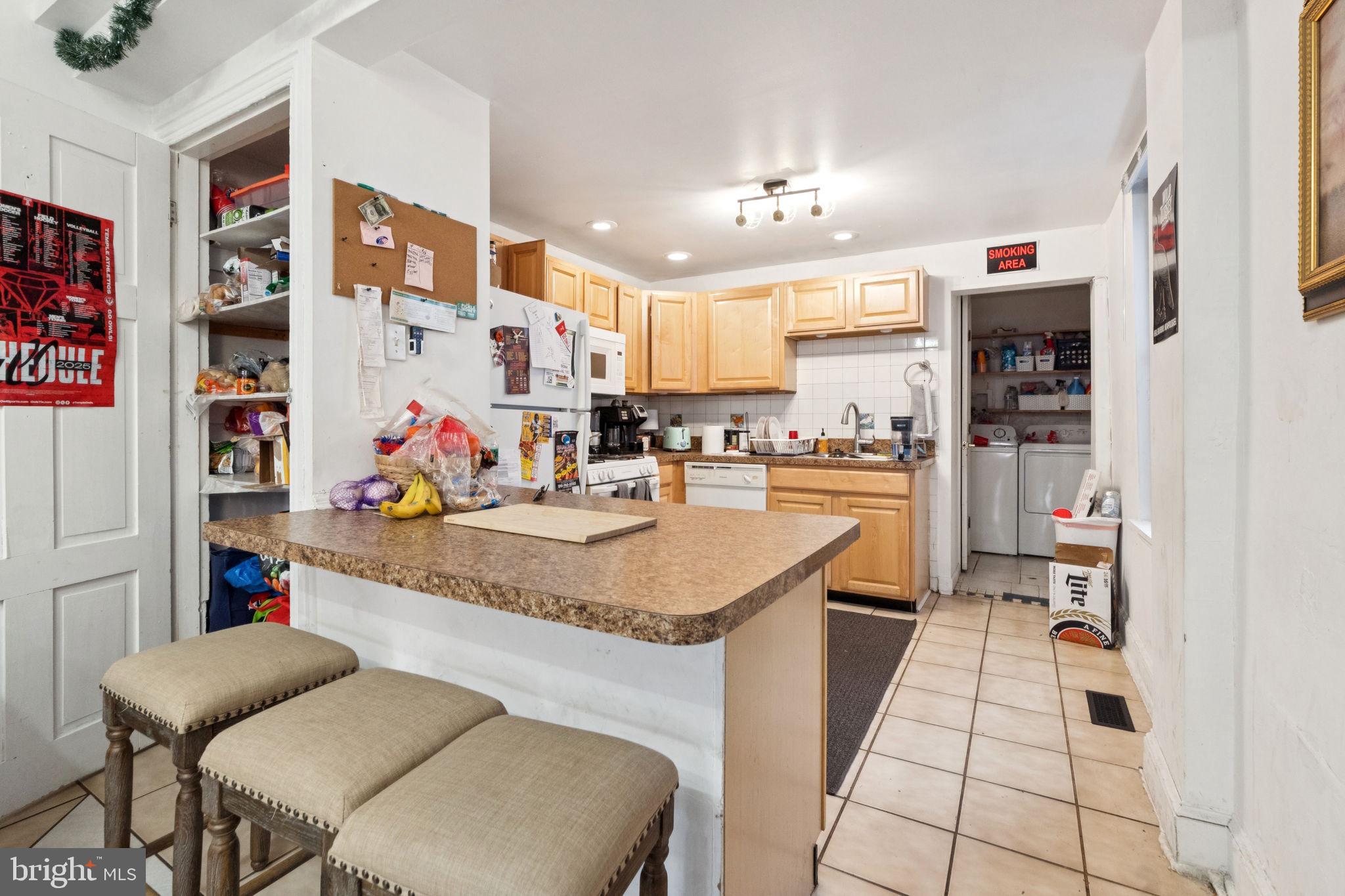 TEMPLE UNIVERSITY - Residential Lease