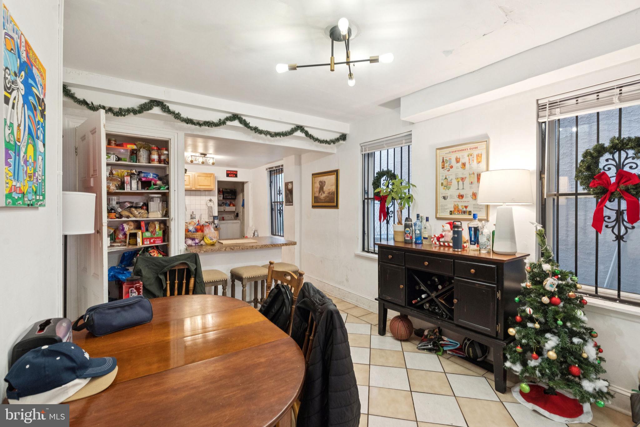 TEMPLE UNIVERSITY - Residential Lease