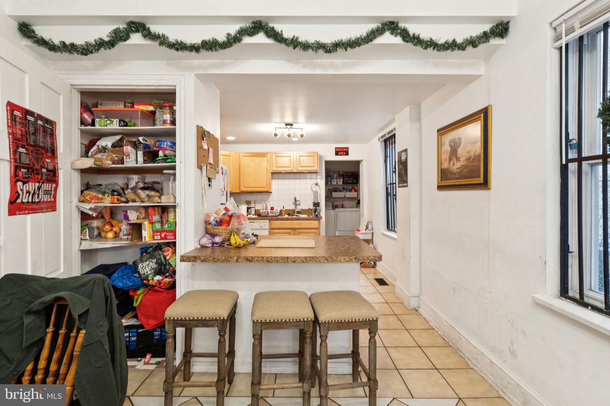 TEMPLE UNIVERSITY - Residential Lease