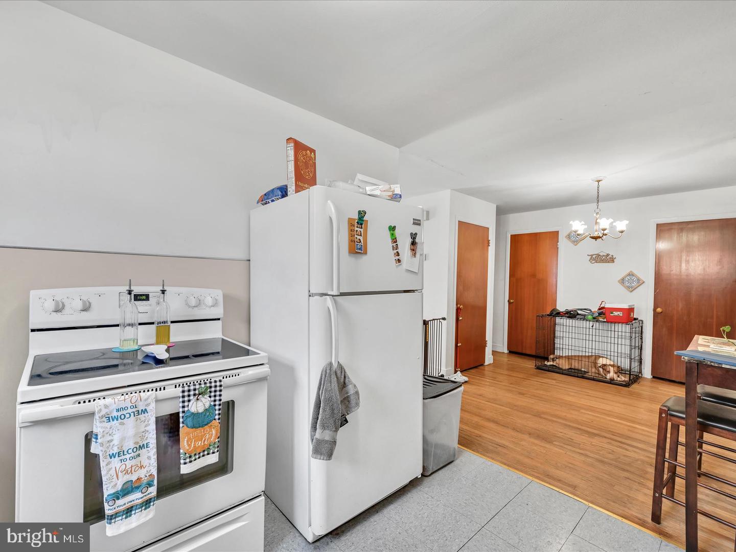 YORKVILLE - Residential