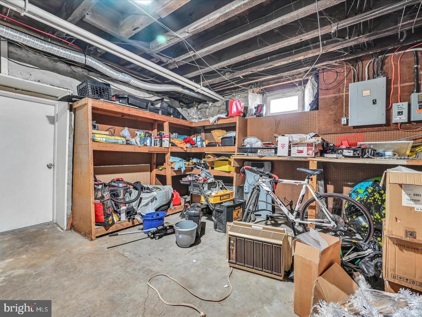 YORKVILLE - Residential