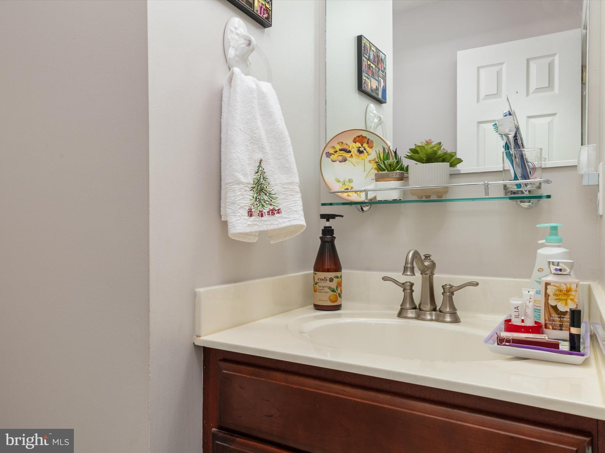 GRANDISONS PURCHASE - Residential