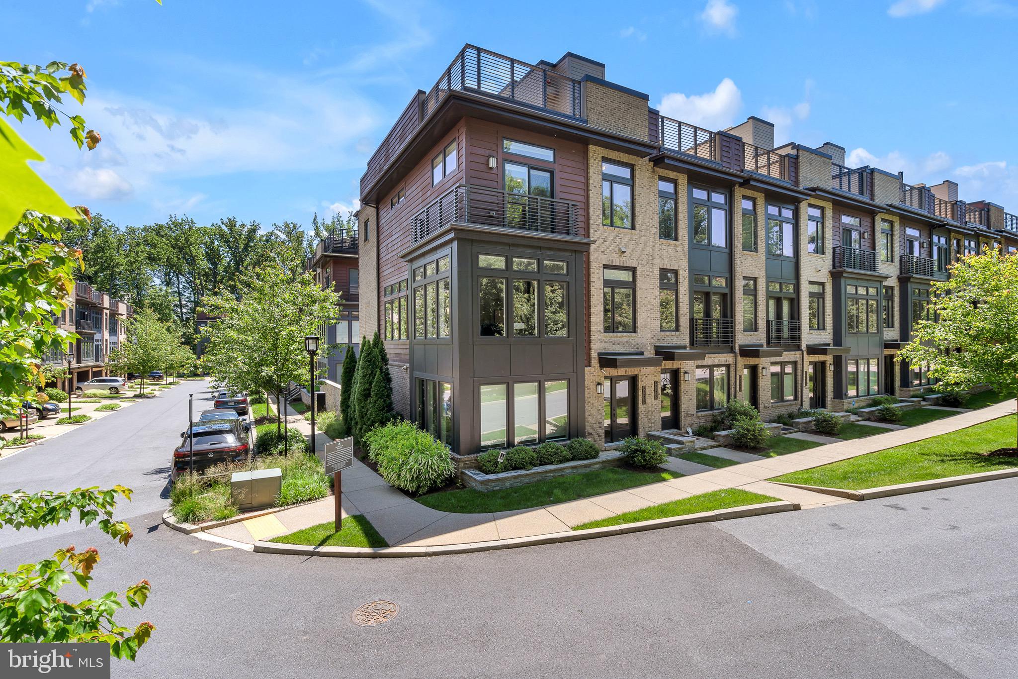 GROSVENOR HEIGHTS - Residential