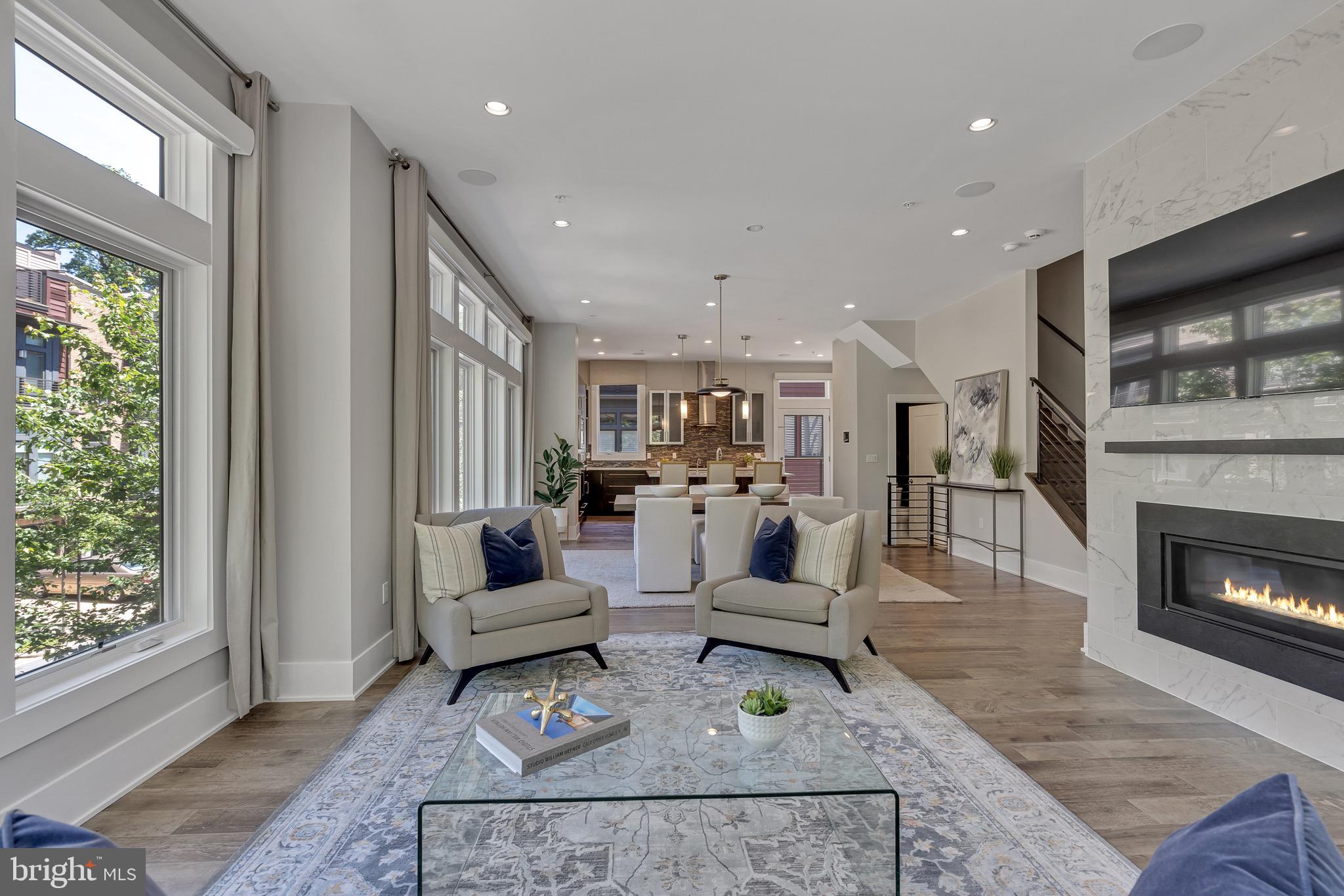 GROSVENOR HEIGHTS - Residential