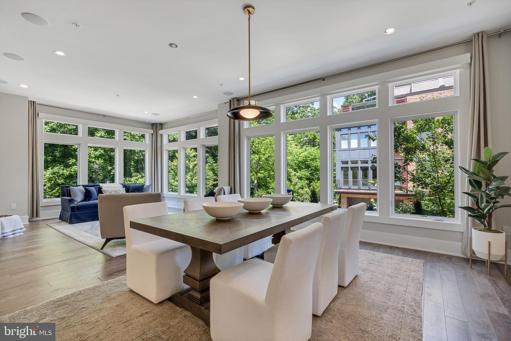 GROSVENOR HEIGHTS - Residential