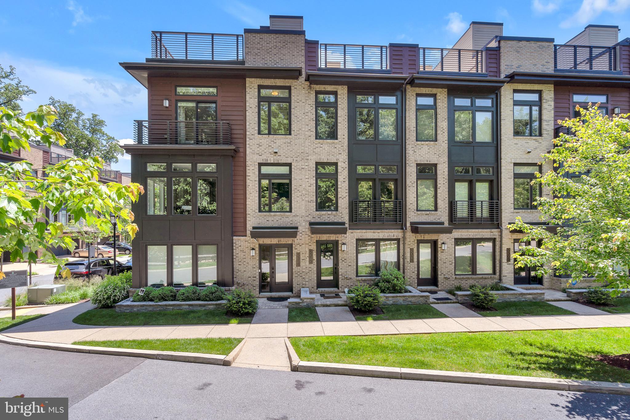 GROSVENOR HEIGHTS - Residential