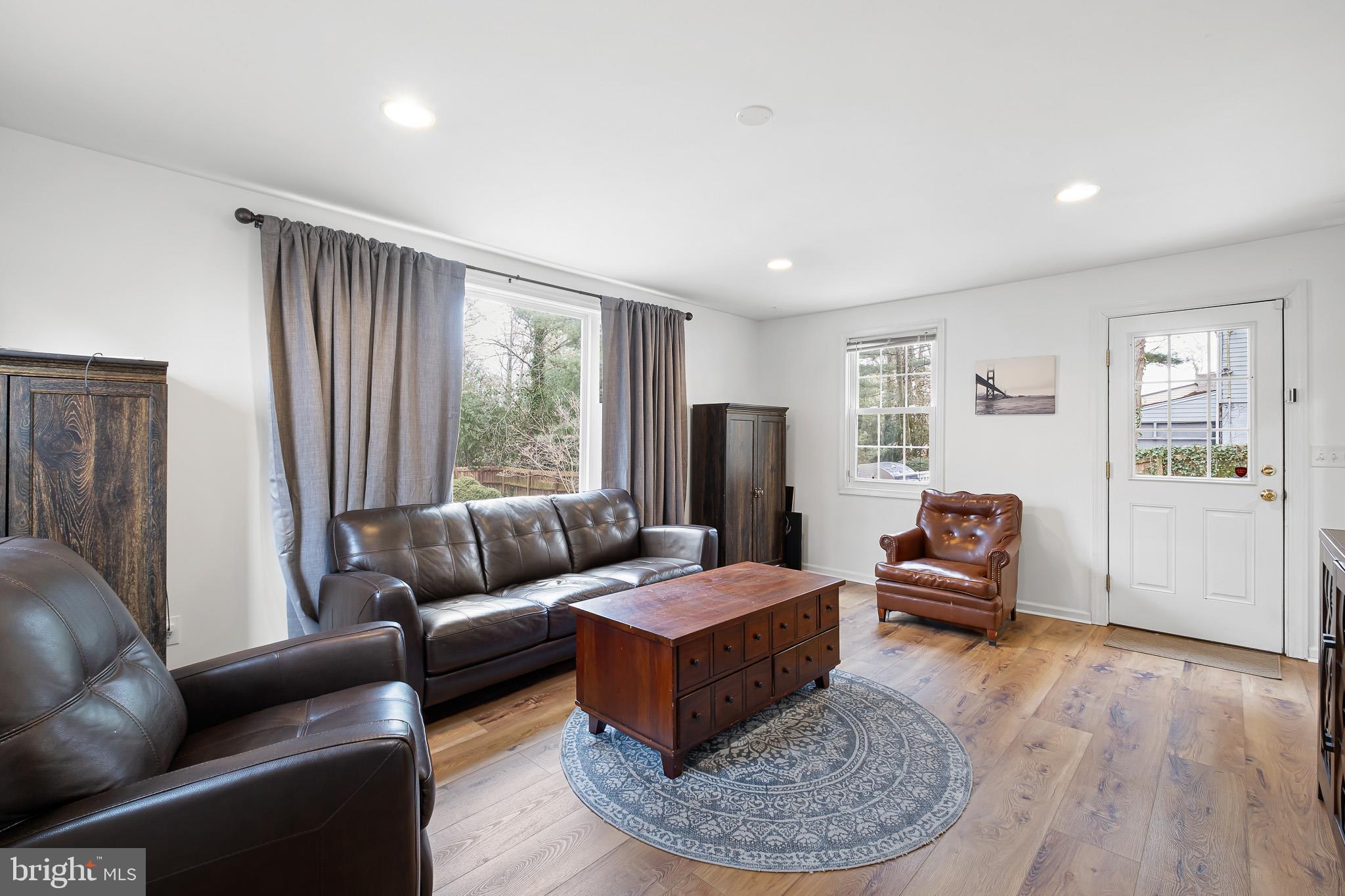 BELLEVUE MANOR ADD - Residential