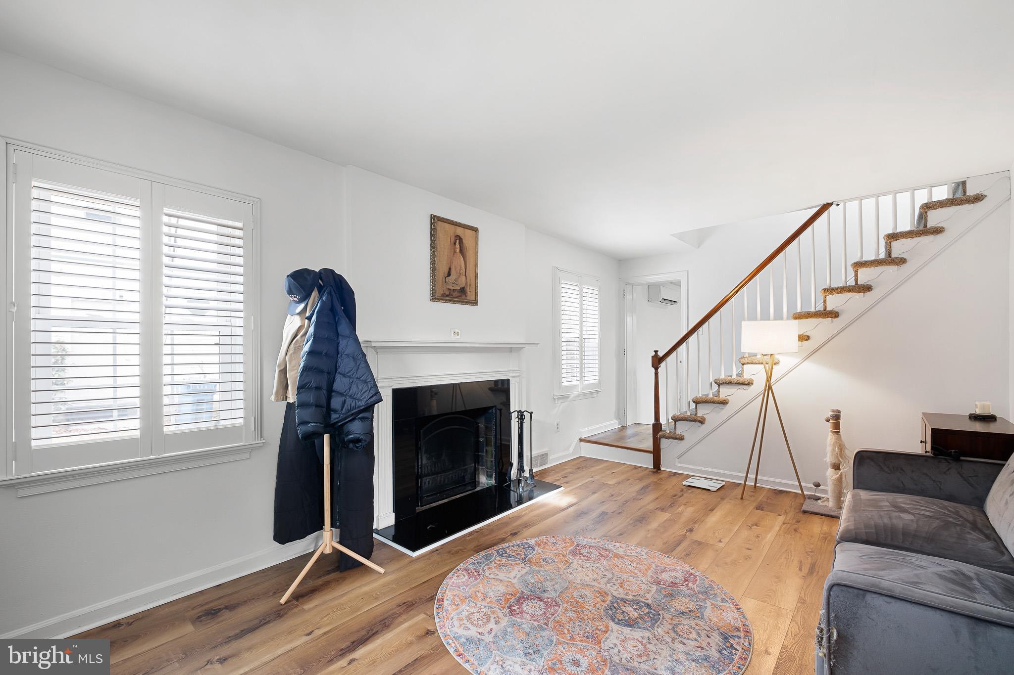 BELLEVUE MANOR ADD - Residential