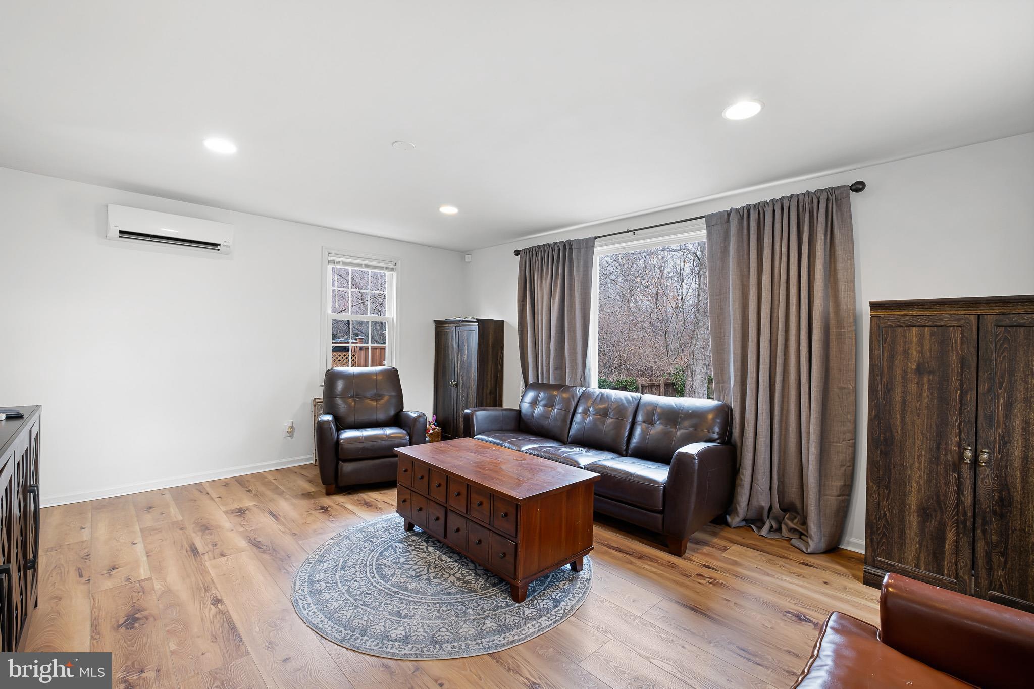 BELLEVUE MANOR ADD - Residential