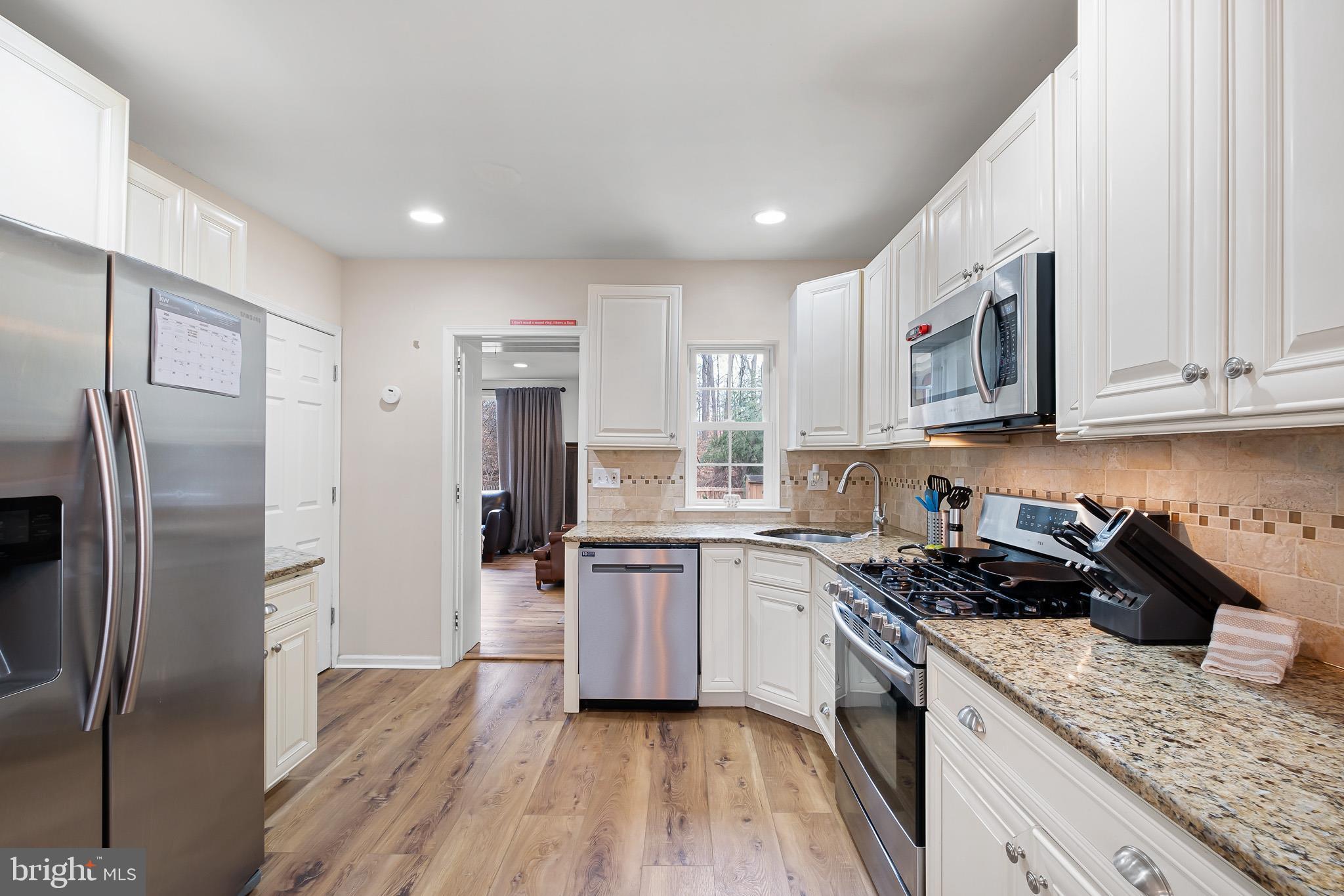 BELLEVUE MANOR ADD - Residential