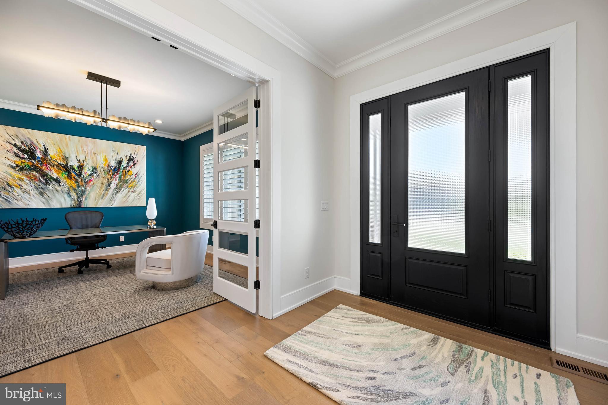 SHOWFIELD - Residential