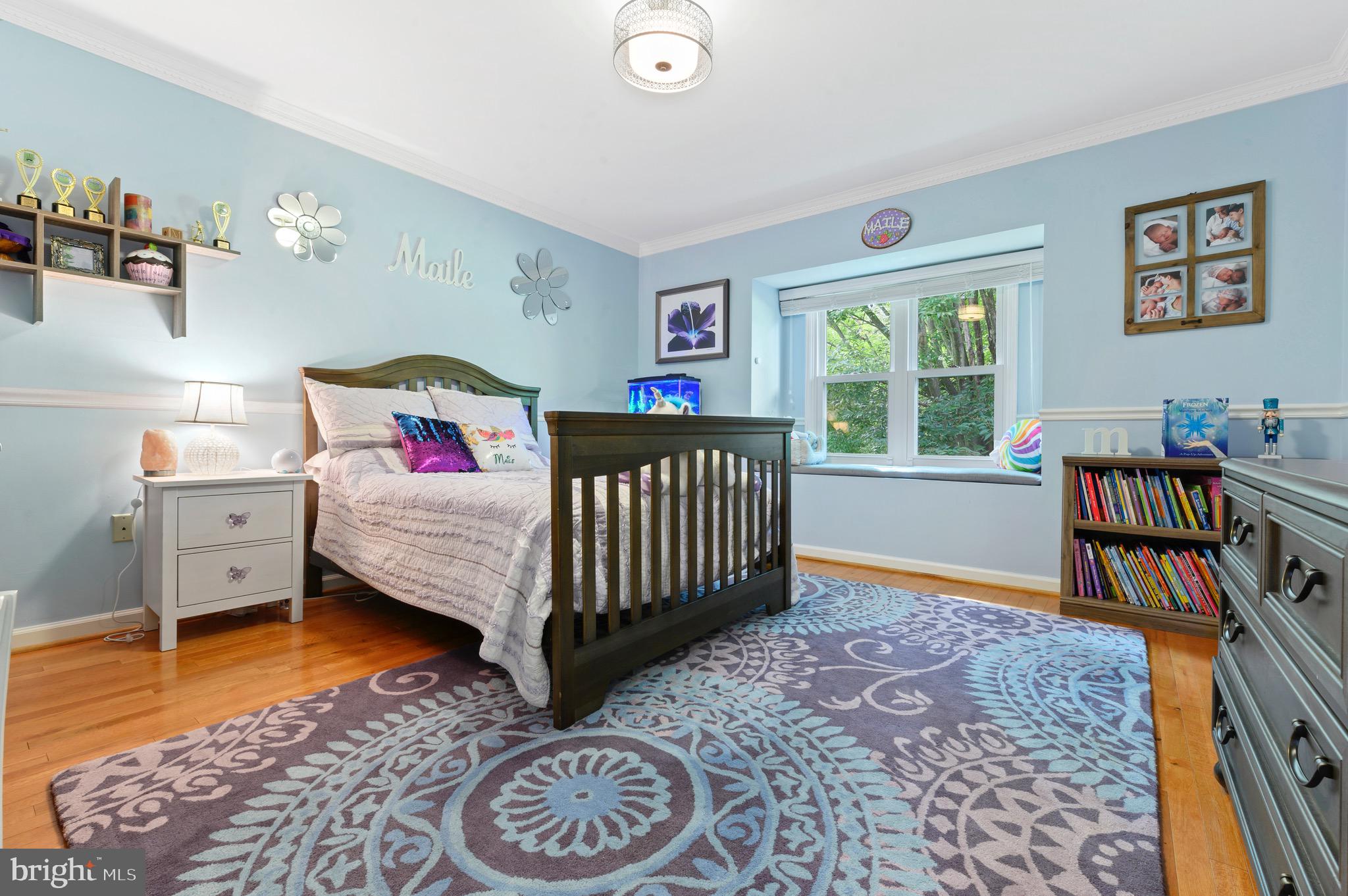 SHADOW OAK - Residential