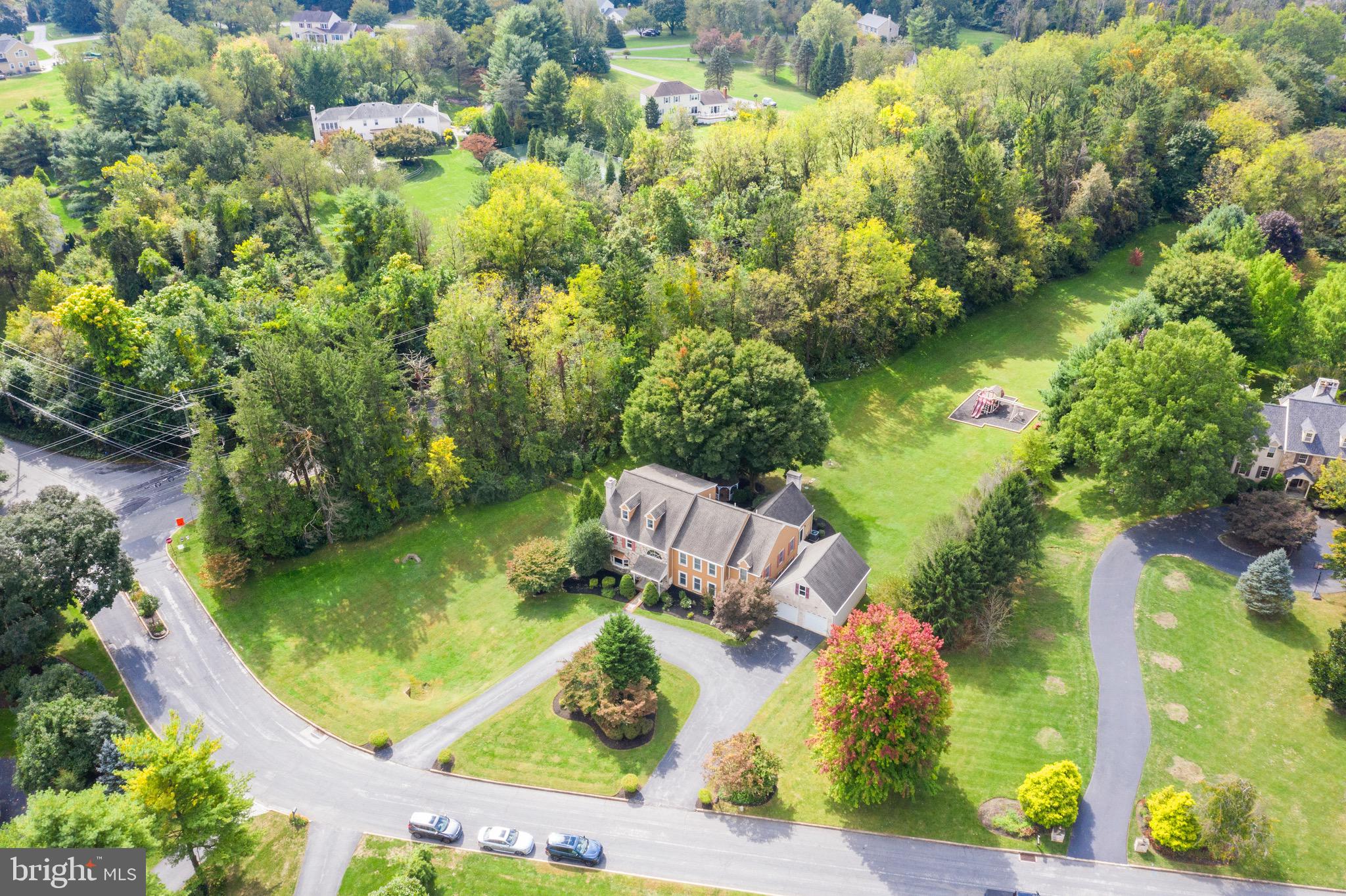 SHADOW OAK - Residential