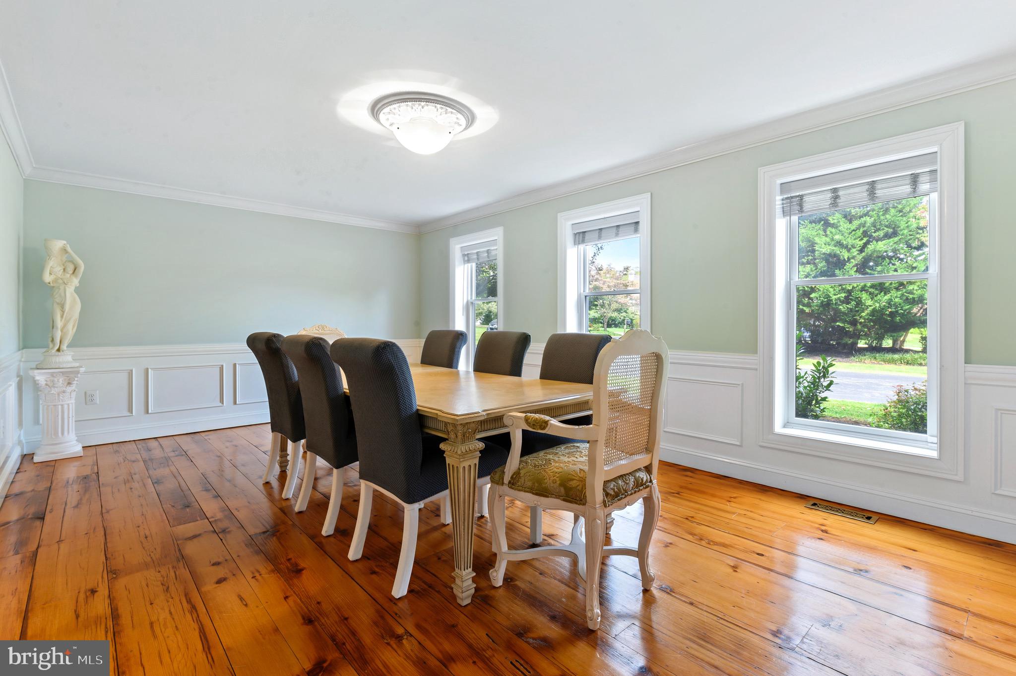 SHADOW OAK - Residential