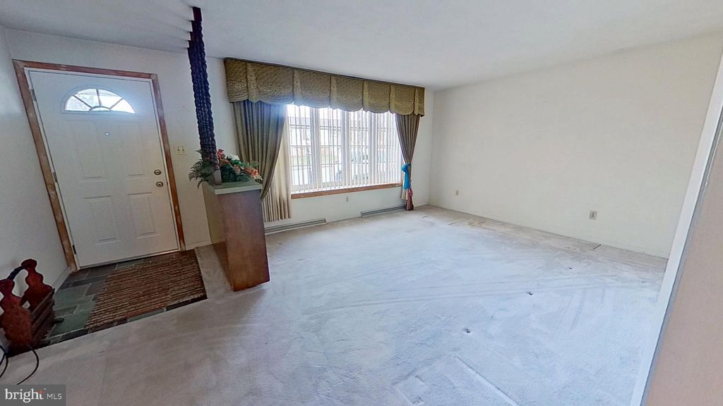 Photo of 460 W Beaver St, HELLAM, PA 17406 (MLS # PAYK2096610)