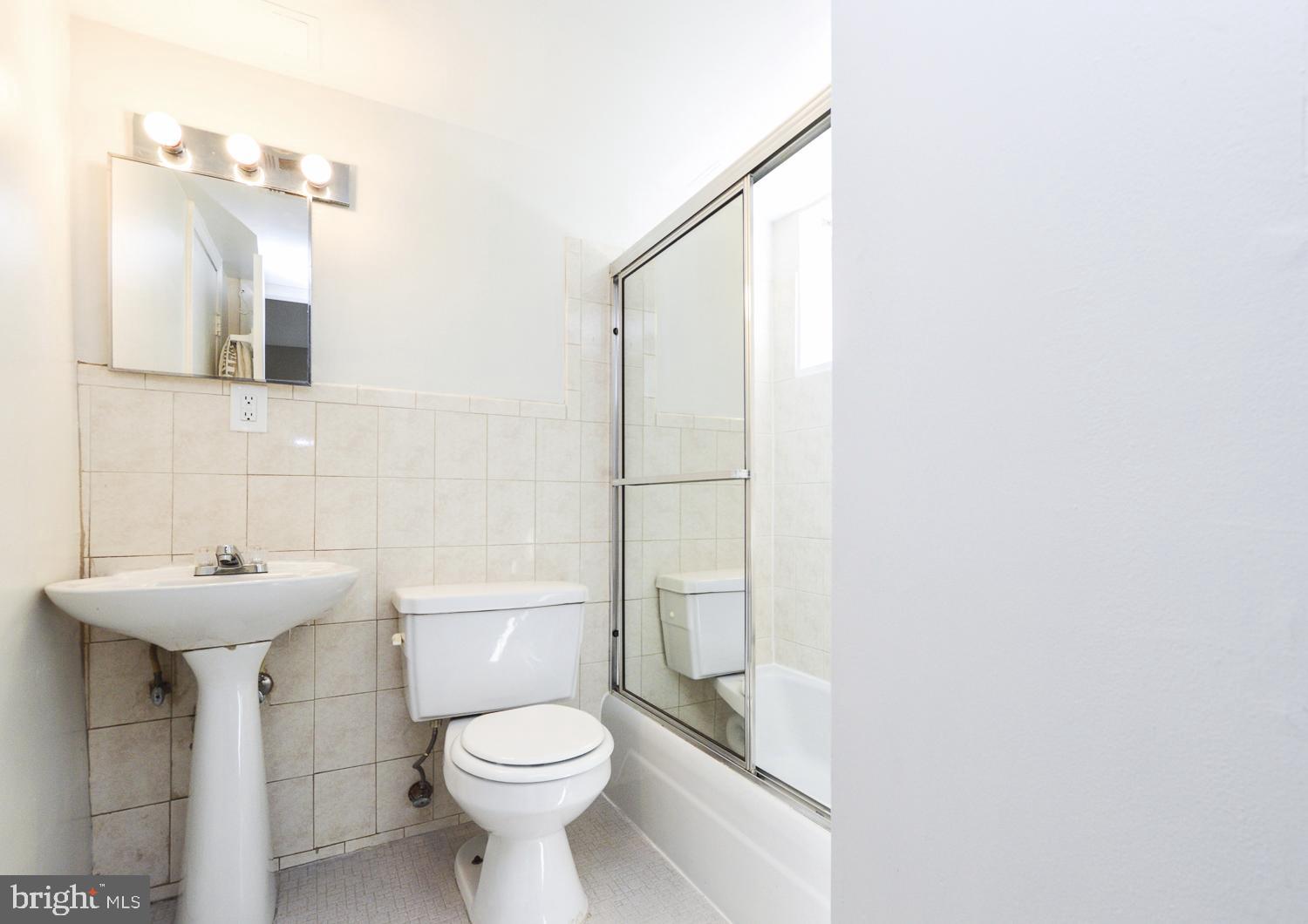 FRENCHMANS CREEK - Residential