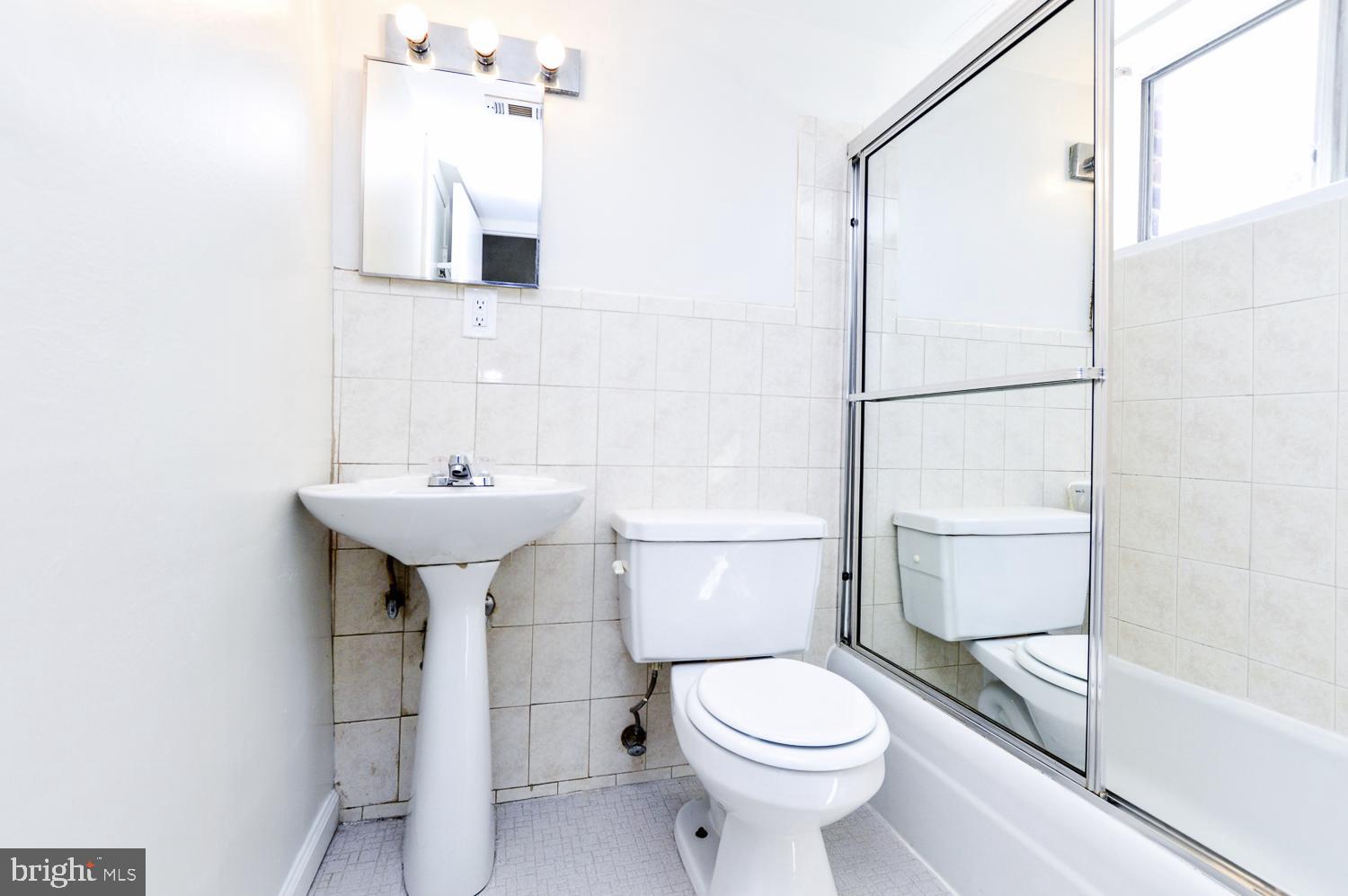 FRENCHMANS CREEK - Residential