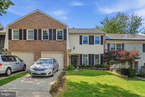 Townhouse For Sale - 20126 Waringwood Way<br/> MONTGOMERY VILLAGE, MD 20886
