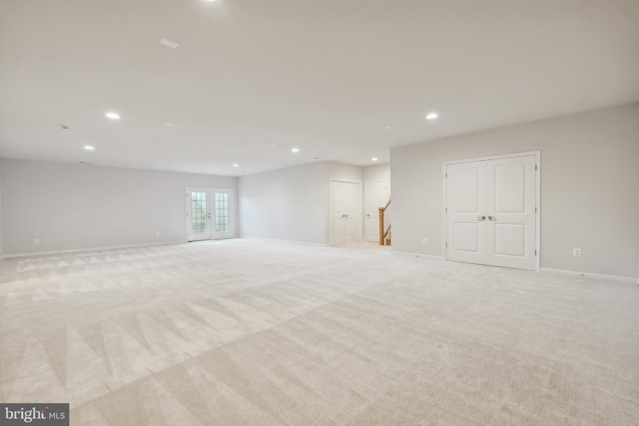 WATERFORD - Residential