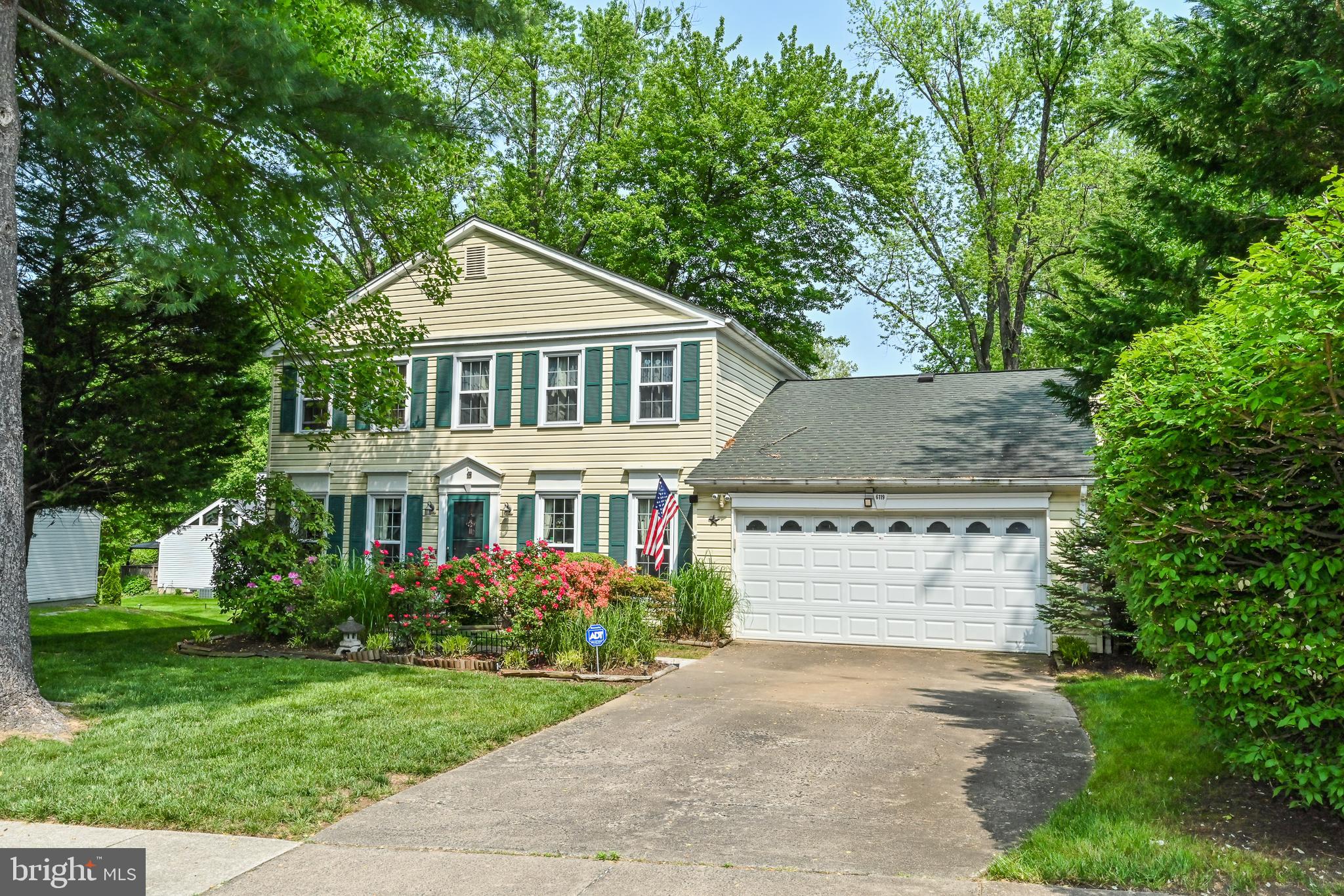 BENT TREE - Residential