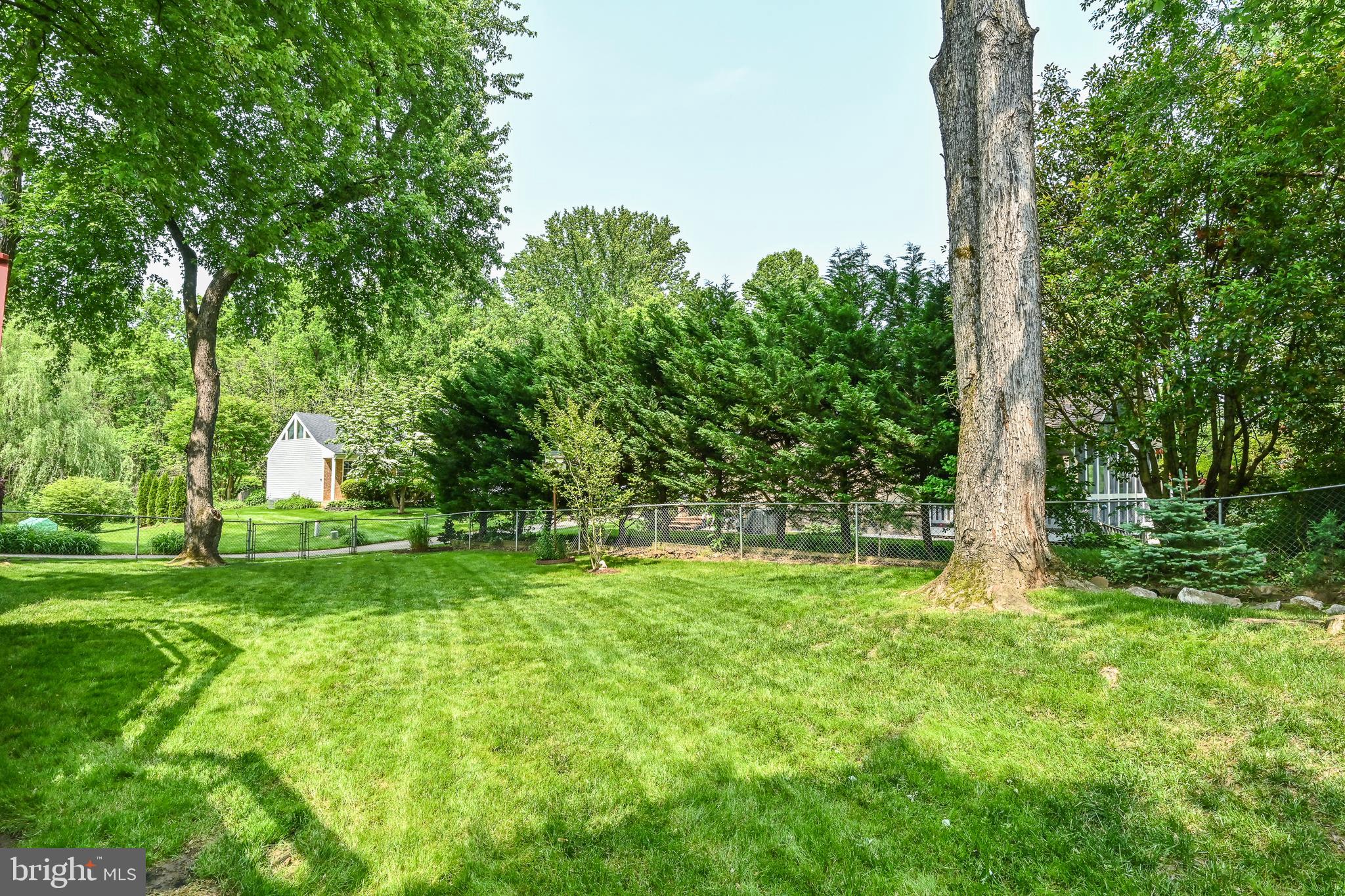 BENT TREE - Residential