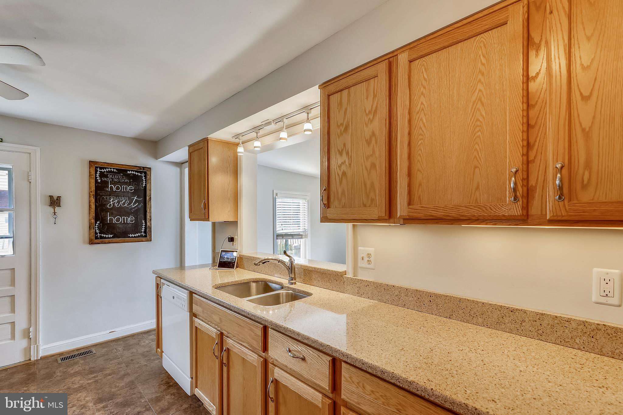 ADMIRAL HEIGHTS - Residential