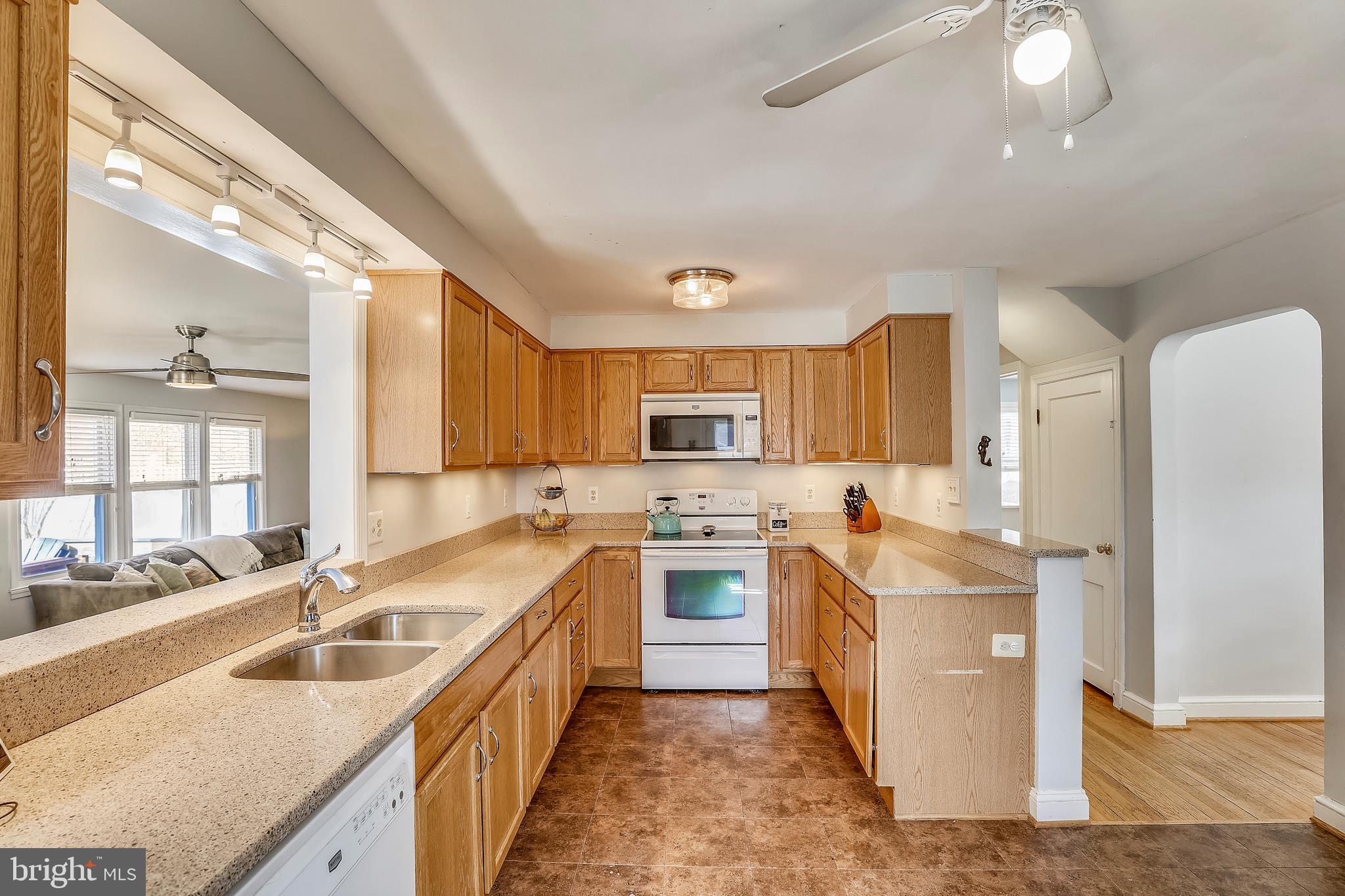 ADMIRAL HEIGHTS - Residential