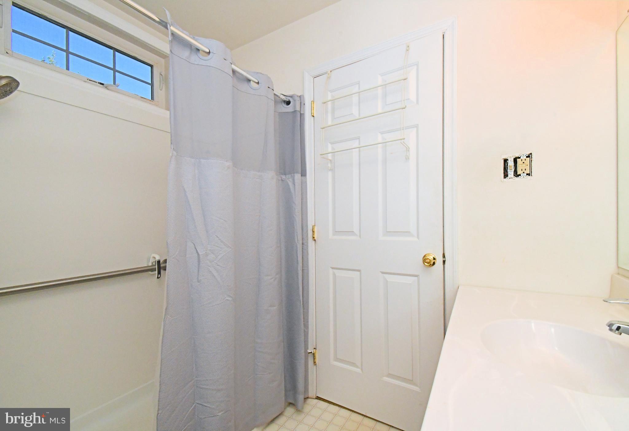 CANDLEBROOK - Residential