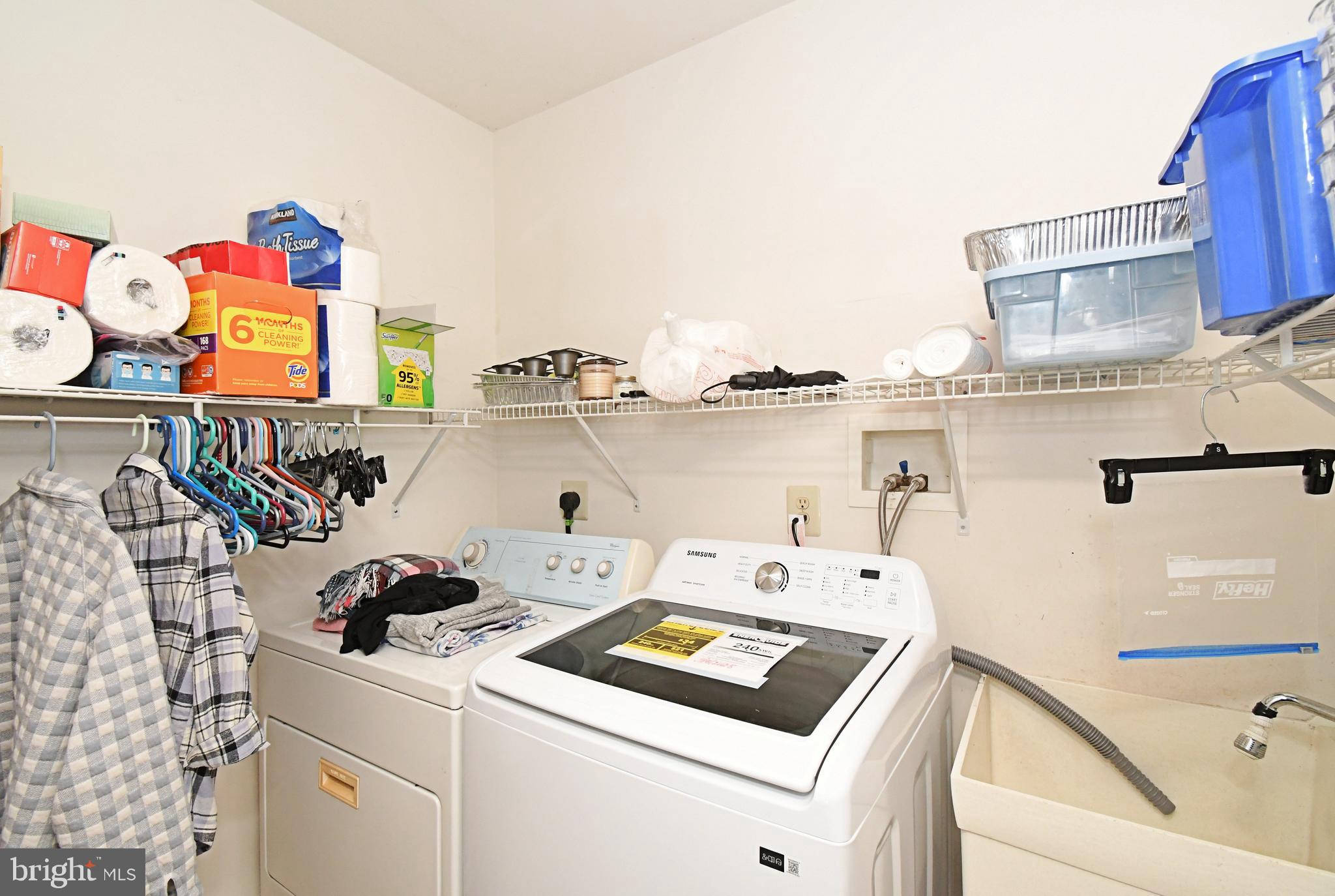 CANDLEBROOK - Residential