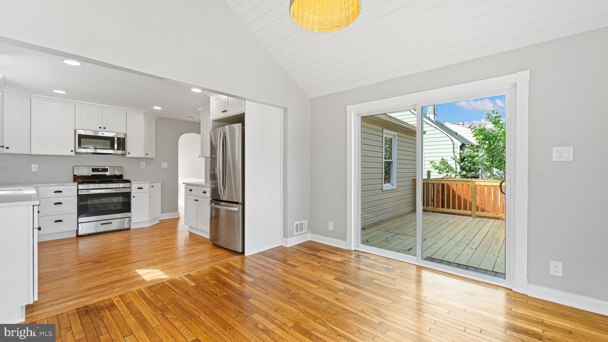 ROLAND TERRACE - Residential