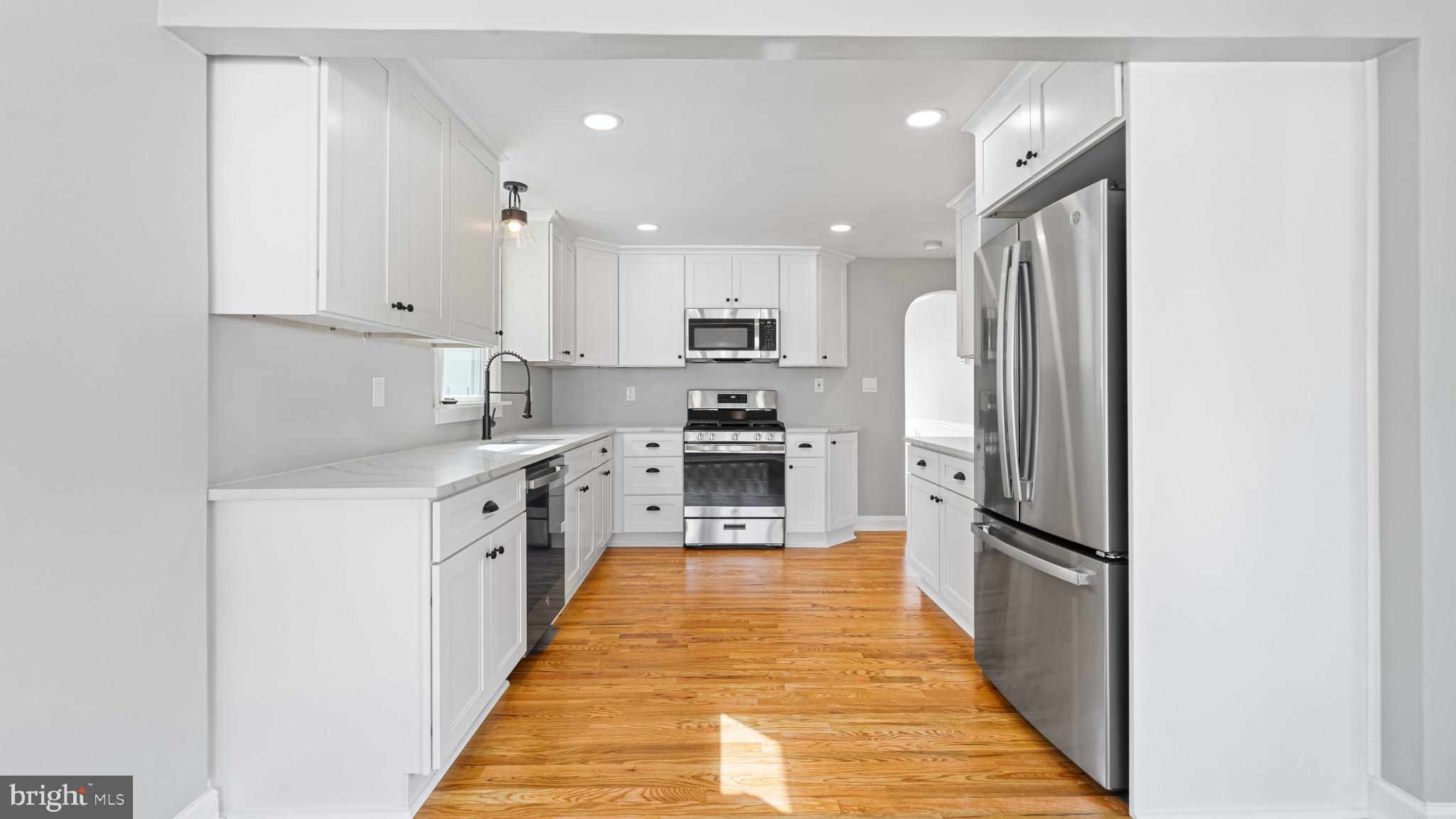 ROLAND TERRACE - Residential