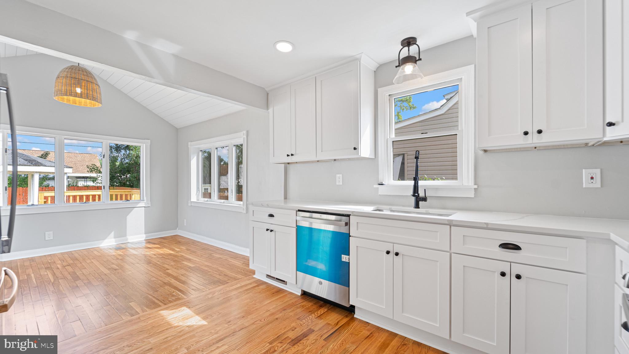 ROLAND TERRACE - Residential