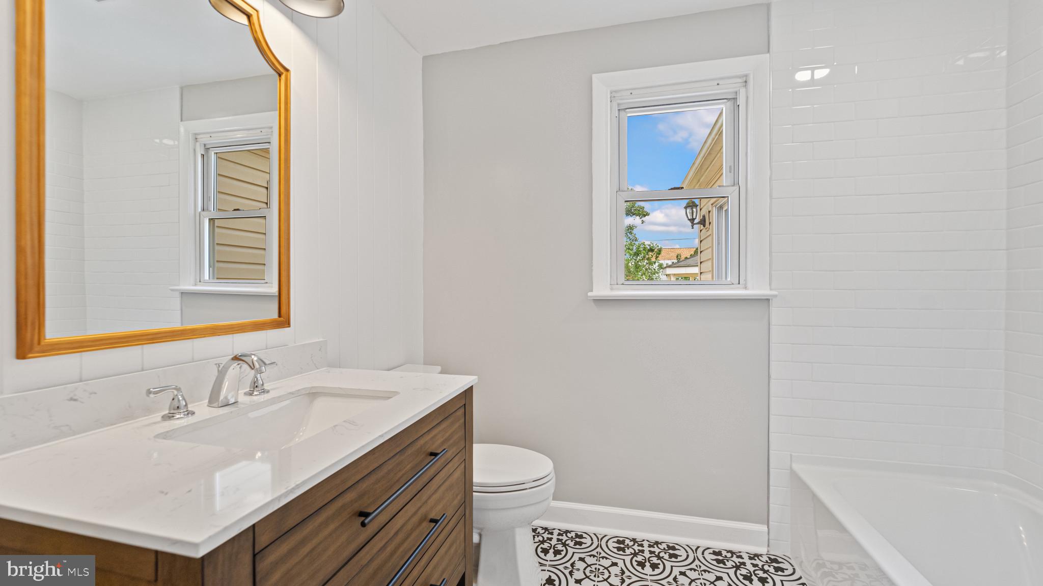 ROLAND TERRACE - Residential