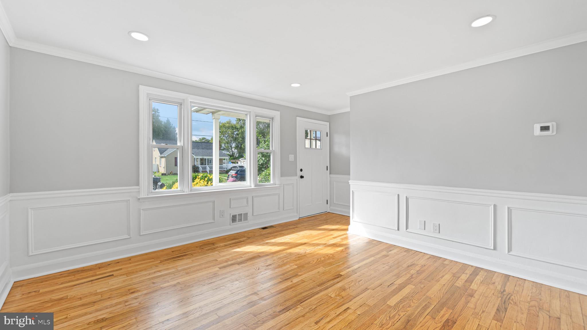 ROLAND TERRACE - Residential