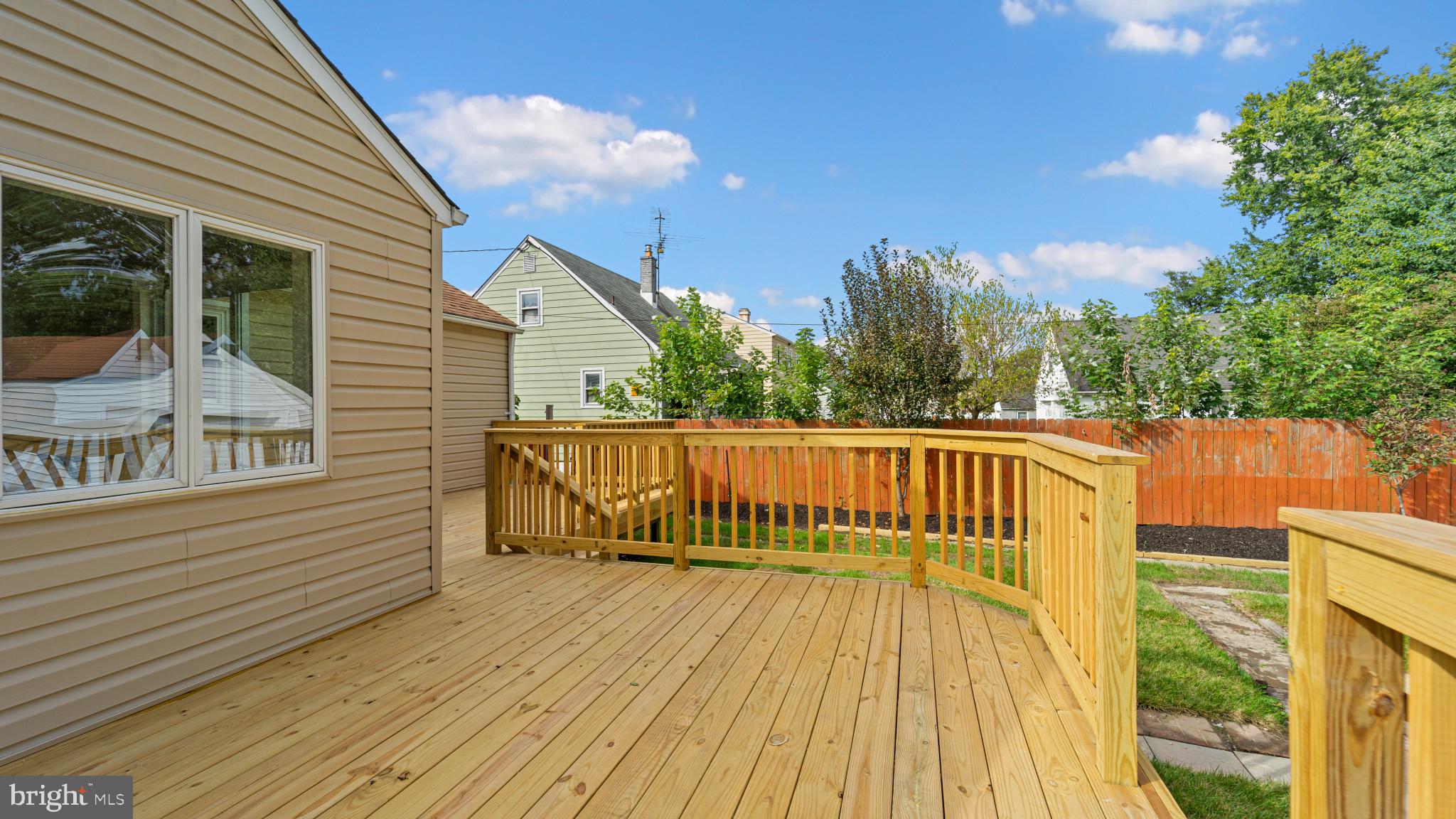 ROLAND TERRACE - Residential