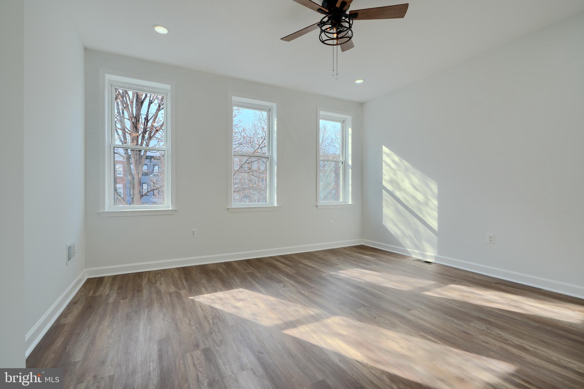 BROADWAY EAST - Residential
