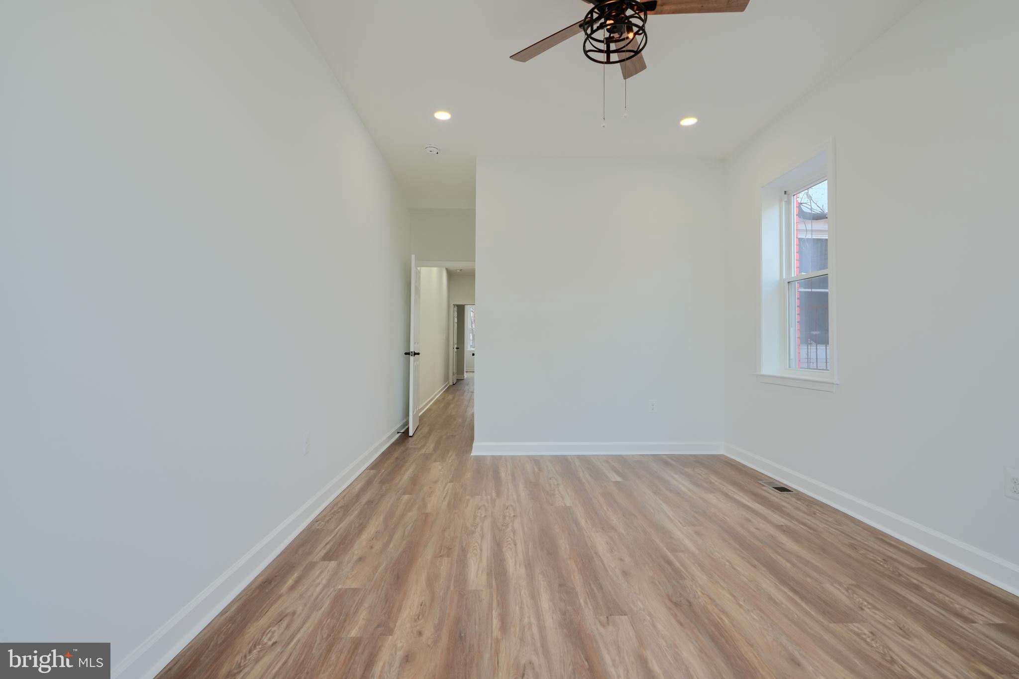 BROADWAY EAST - Residential