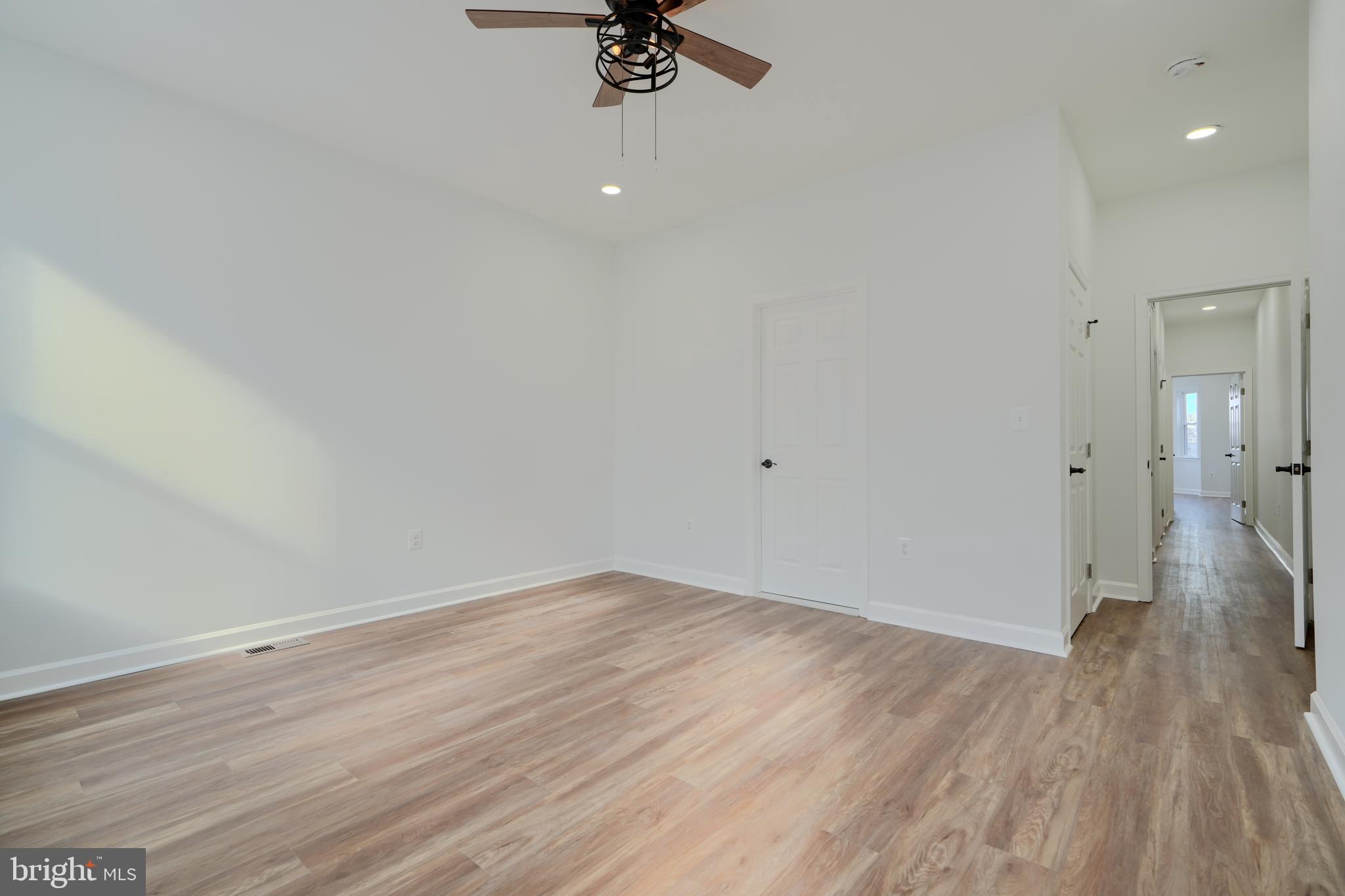 BROADWAY EAST - Residential