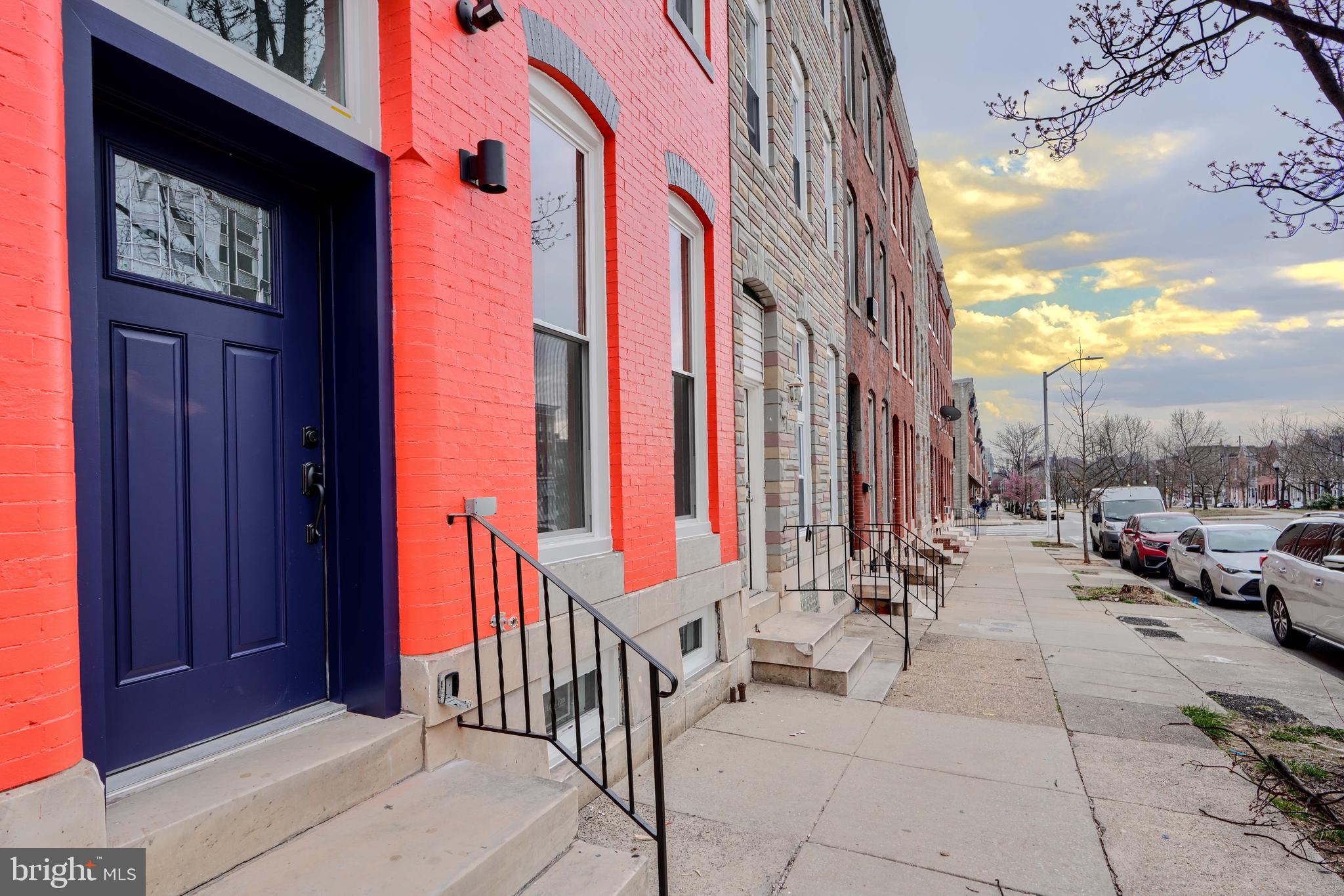 BROADWAY EAST - Residential