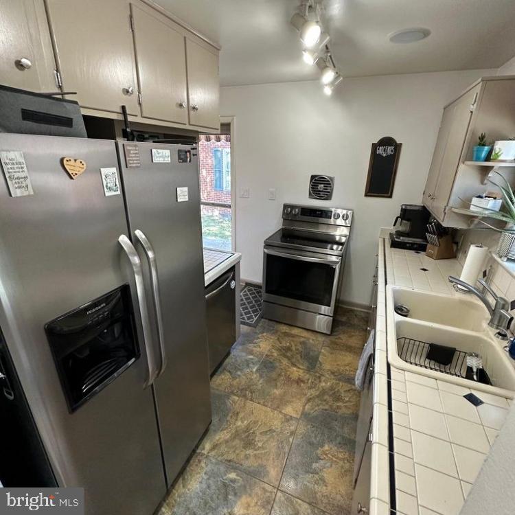 CHAMBERSBURG - Residential