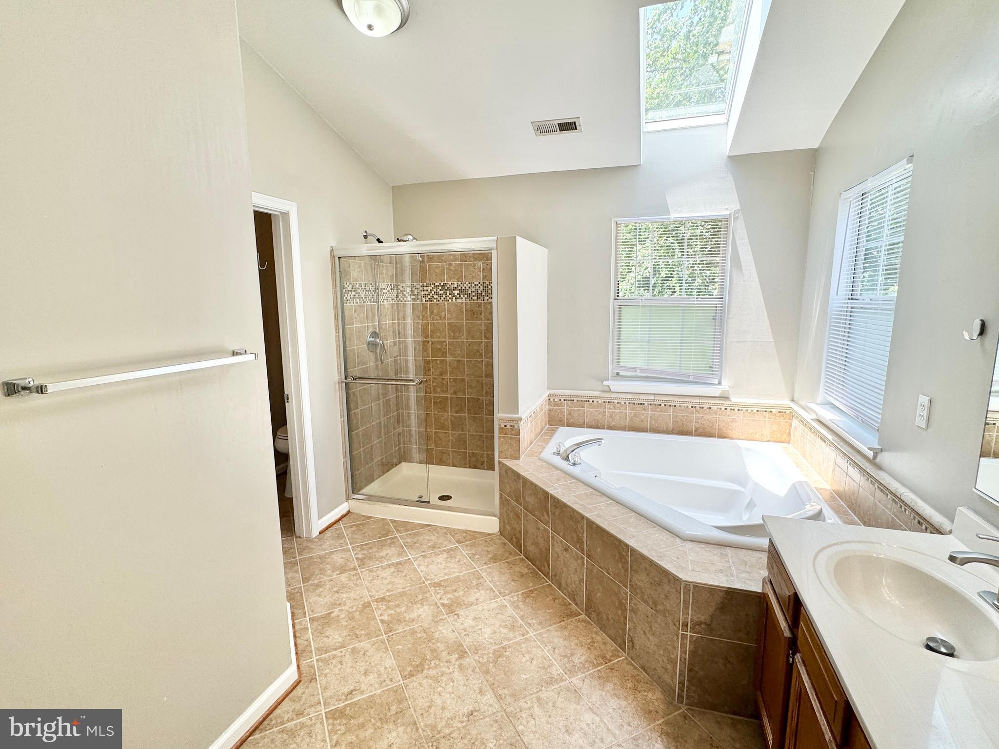 PARK RIDGE - Residential Lease