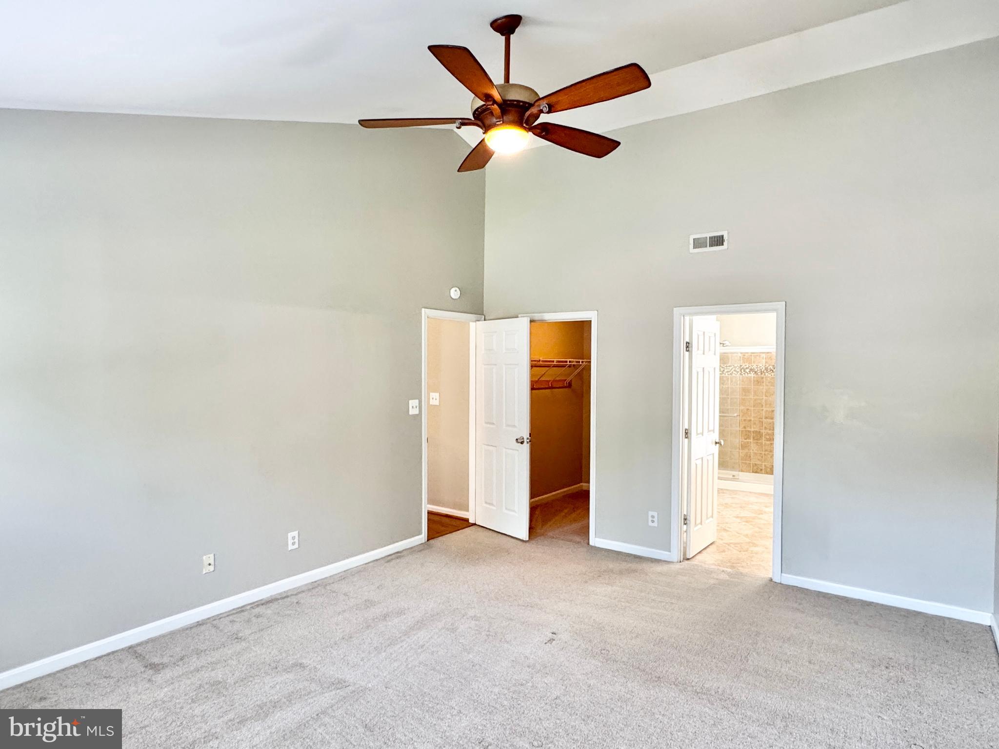 PARK RIDGE - Residential Lease