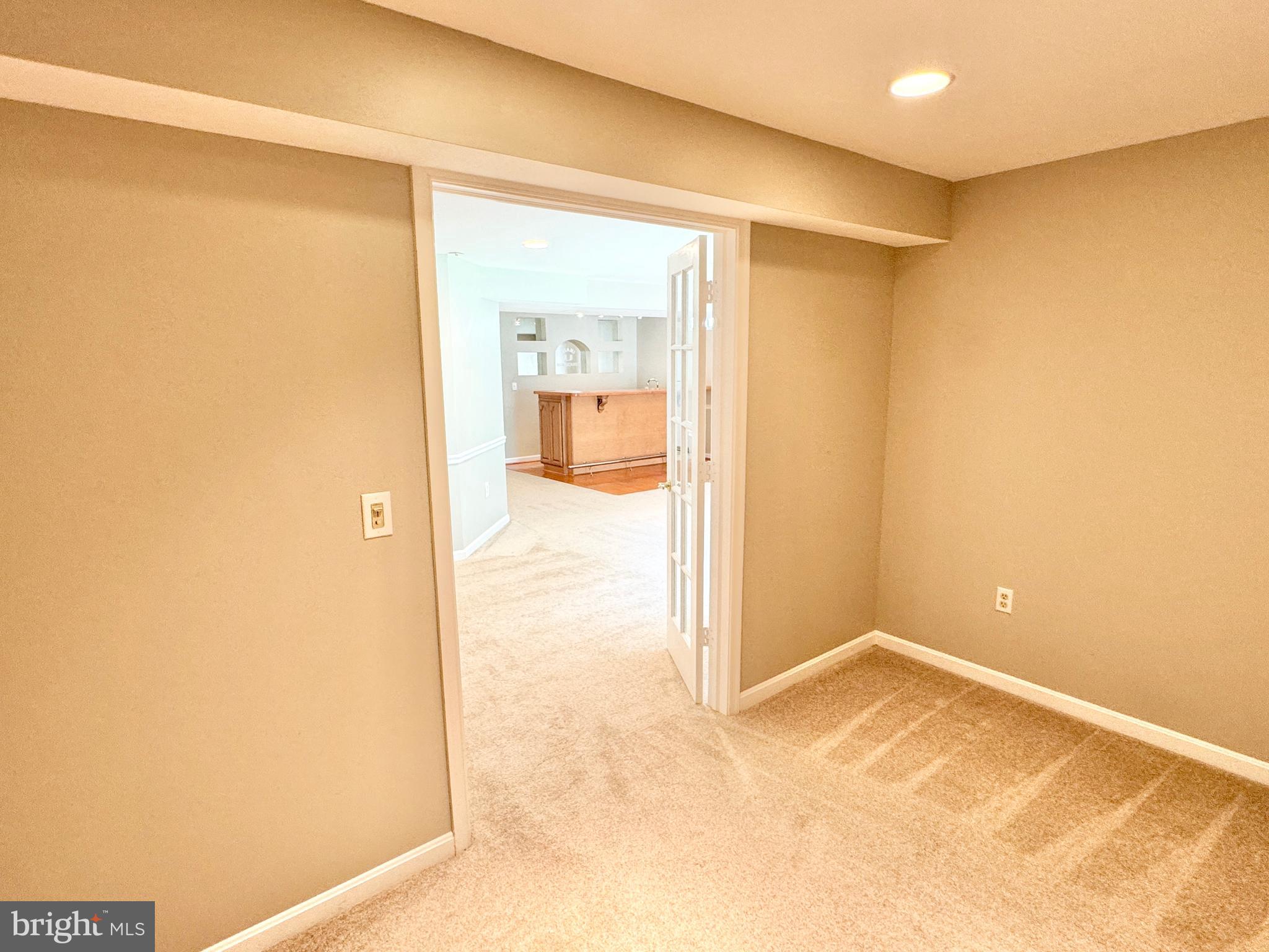 PARK RIDGE - Residential Lease