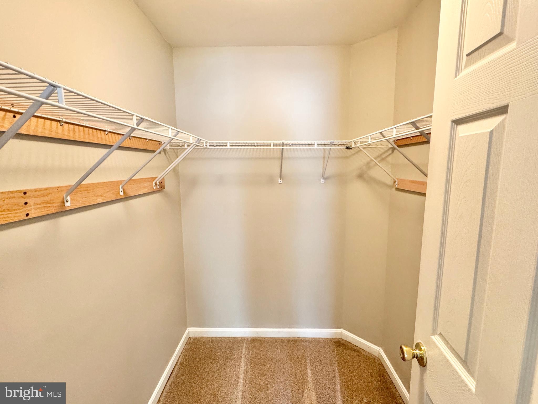 PARK RIDGE - Residential Lease