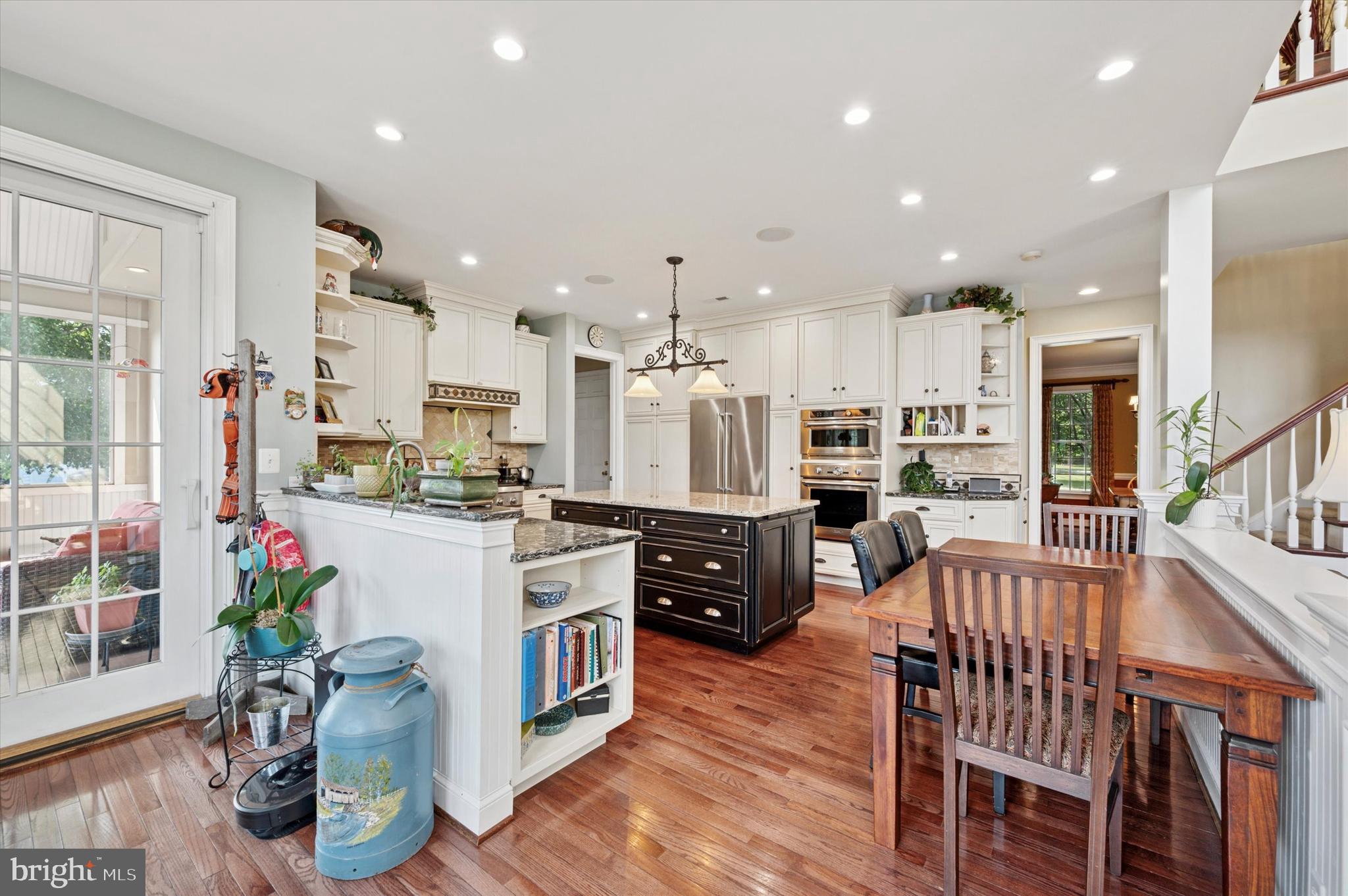 FAIRWAY ESTATES - Residential