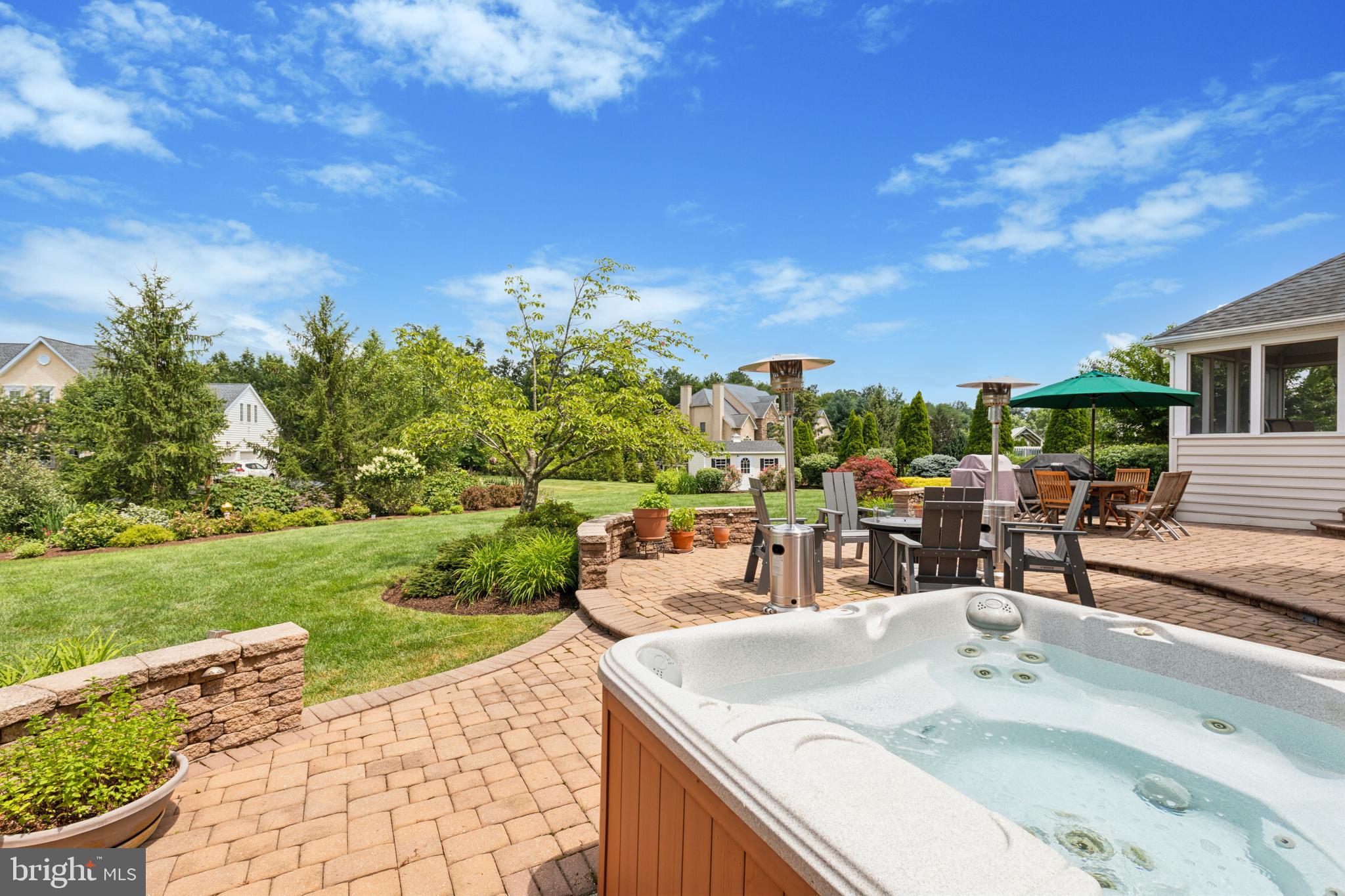 FAIRWAY ESTATES - Residential