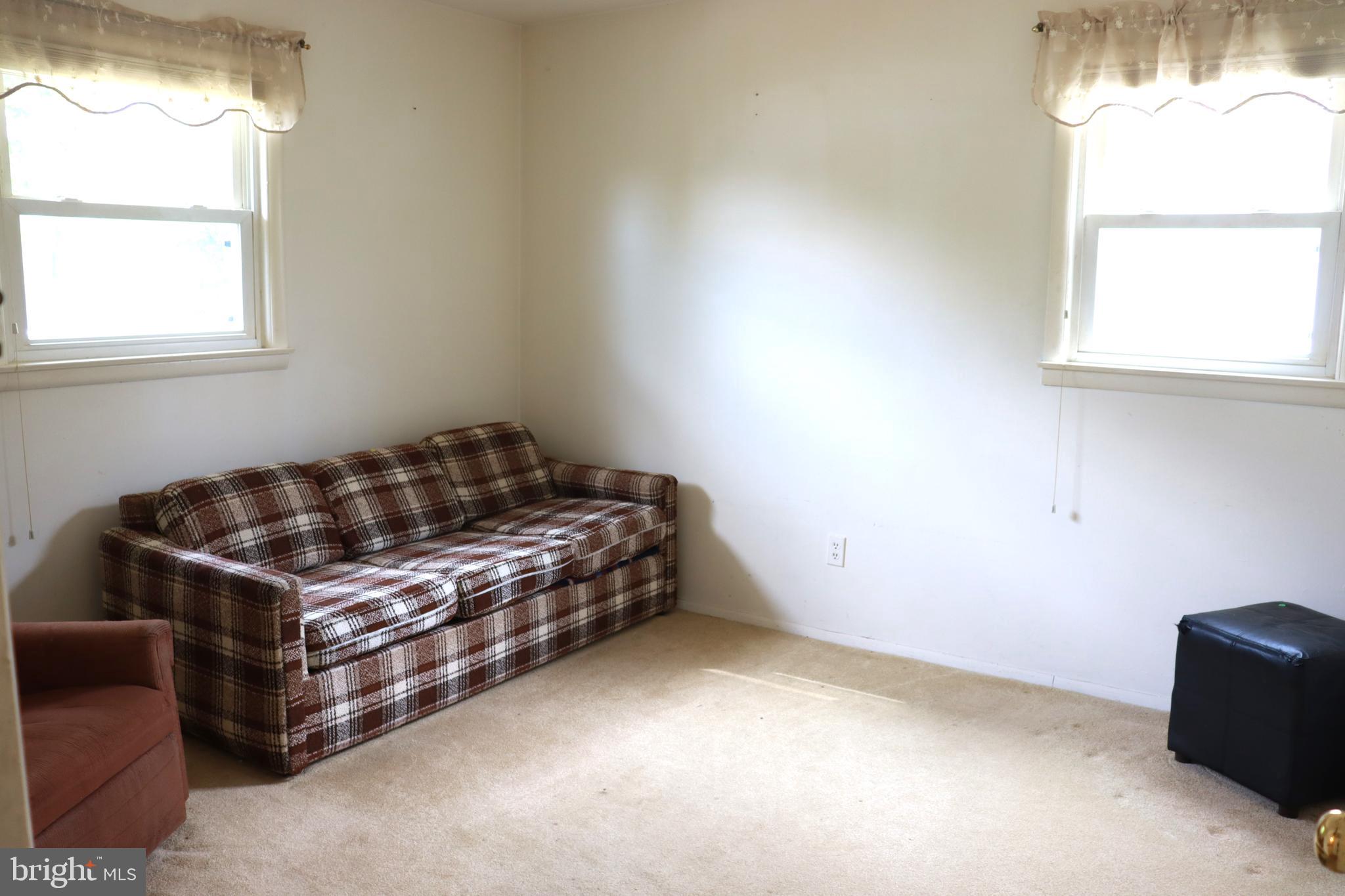 WHEATON WOODS - Residential