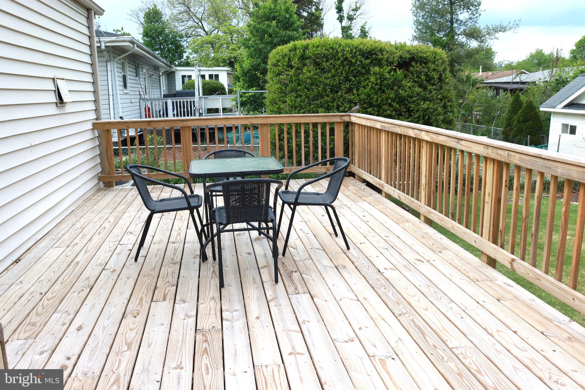 WHEATON WOODS - Residential