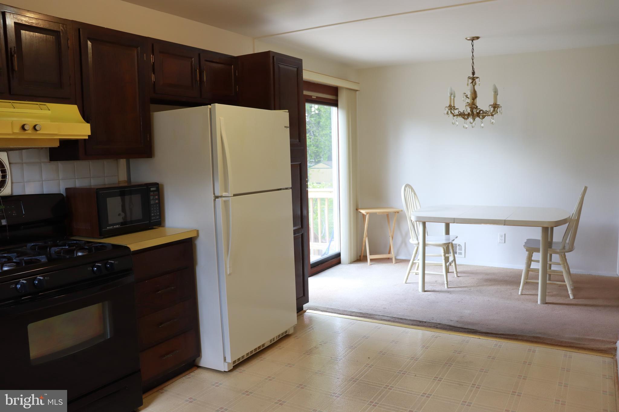 WHEATON WOODS - Residential