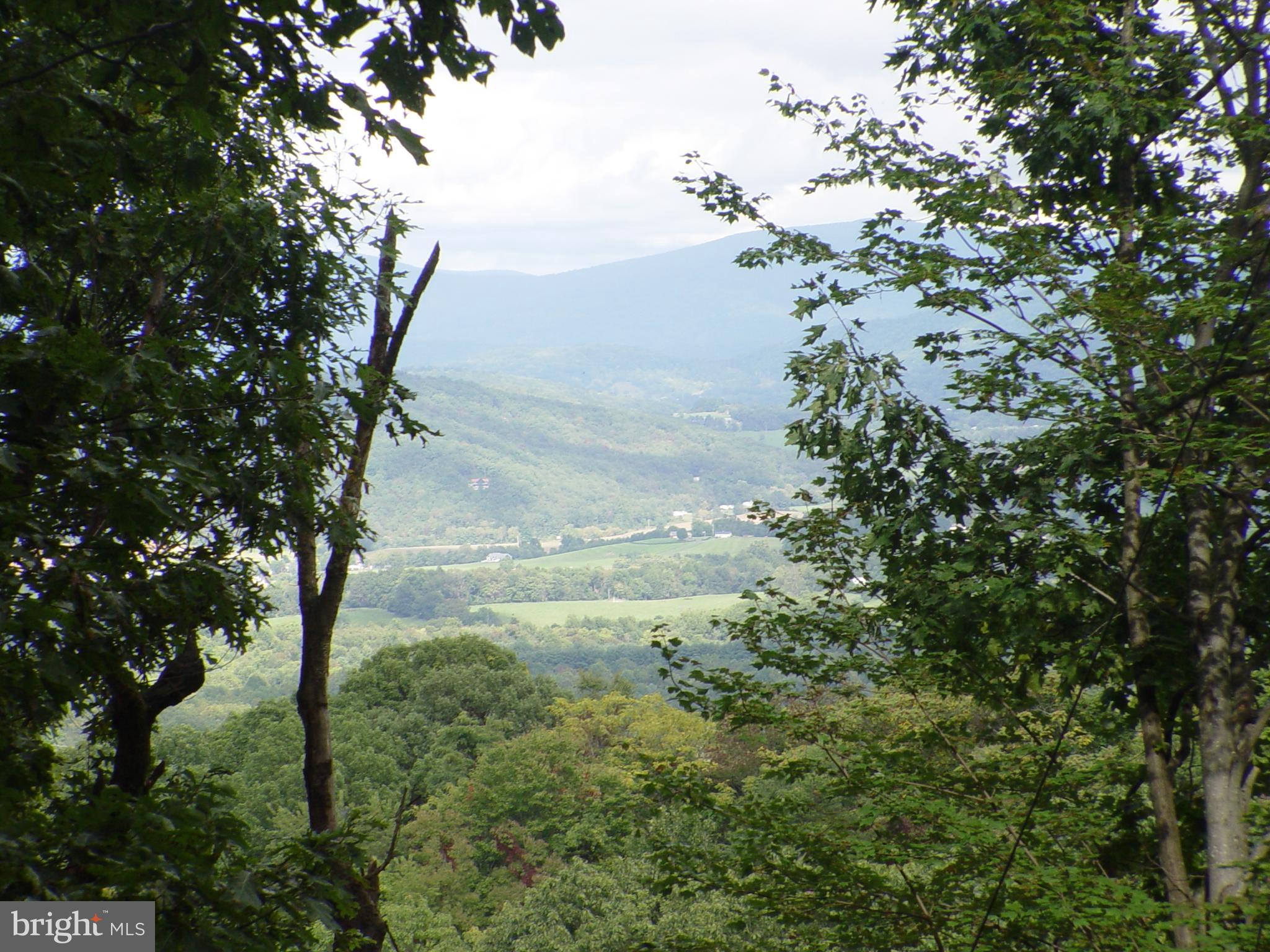 SKYLINE LAKES WEST - Land